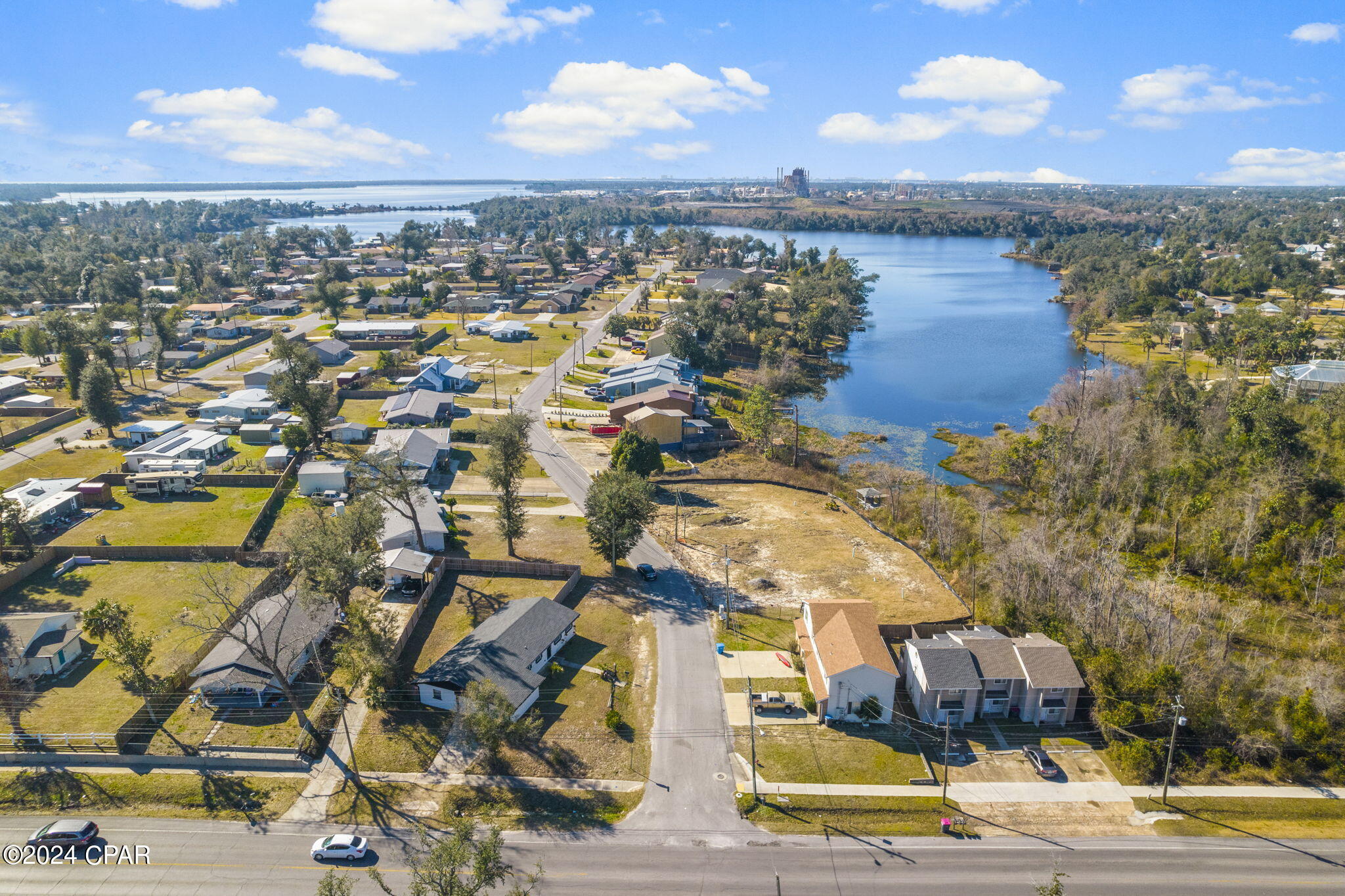 4940 S Lakewood Drive