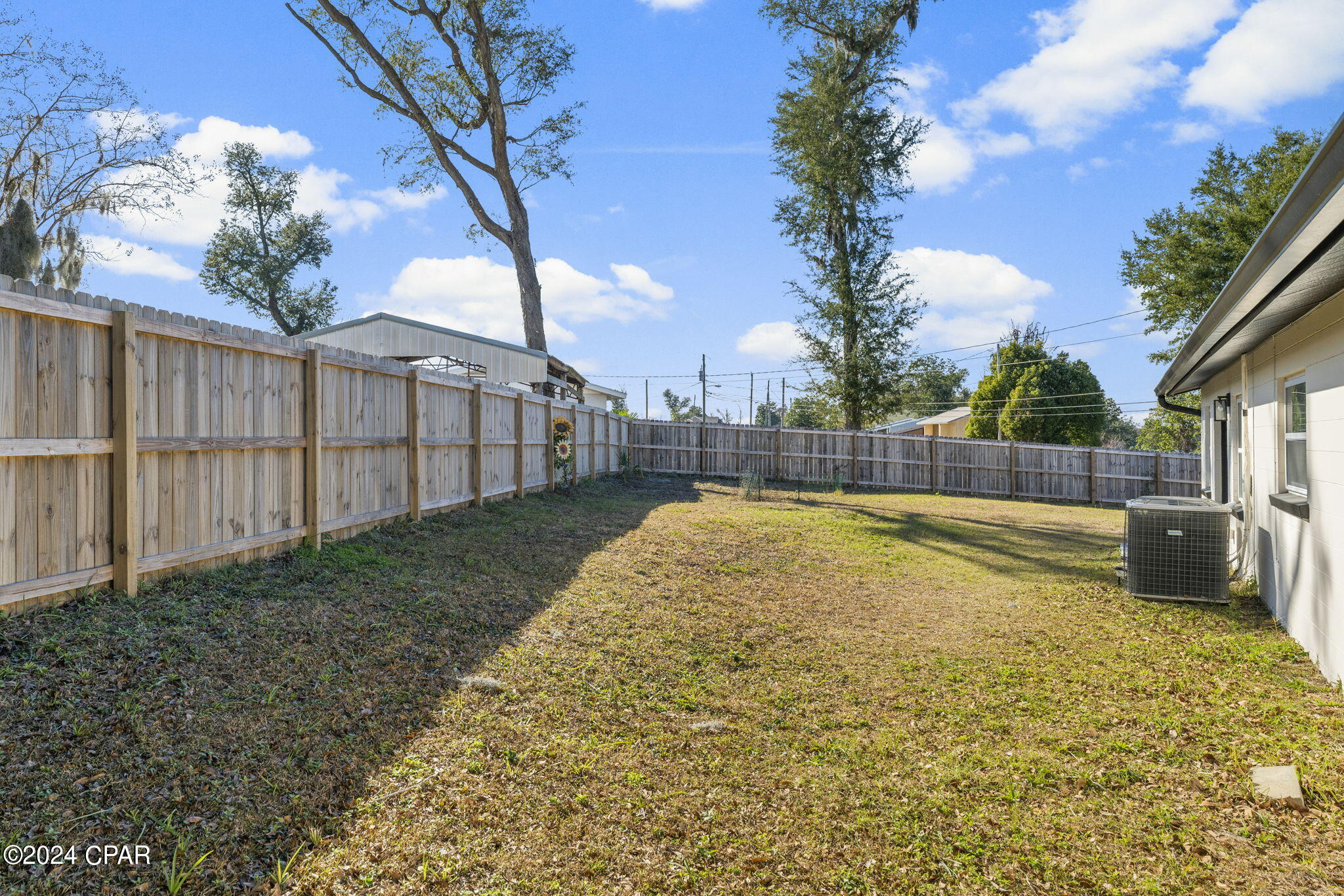 4940 S Lakewood Drive