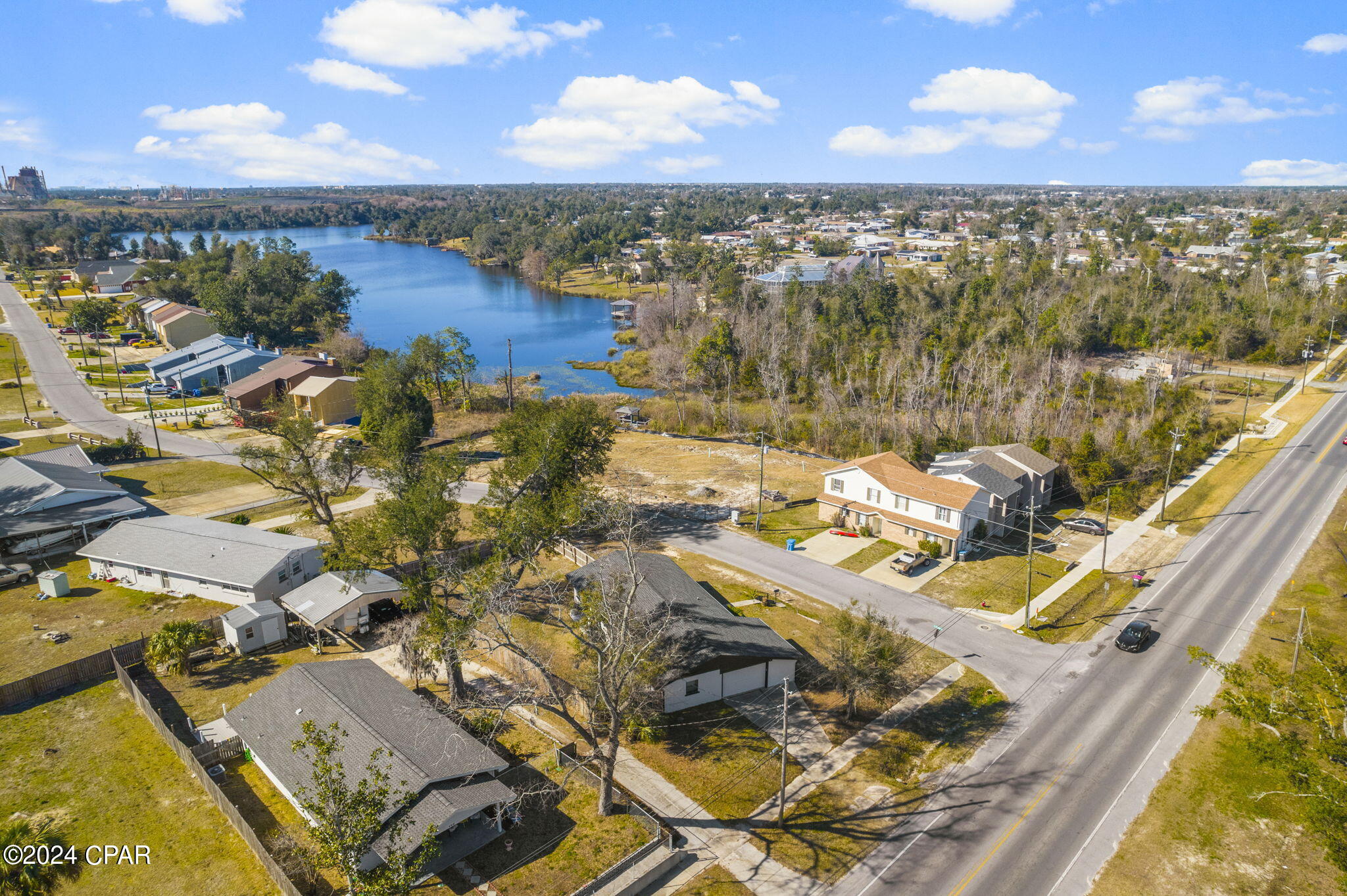 4940 S Lakewood Drive