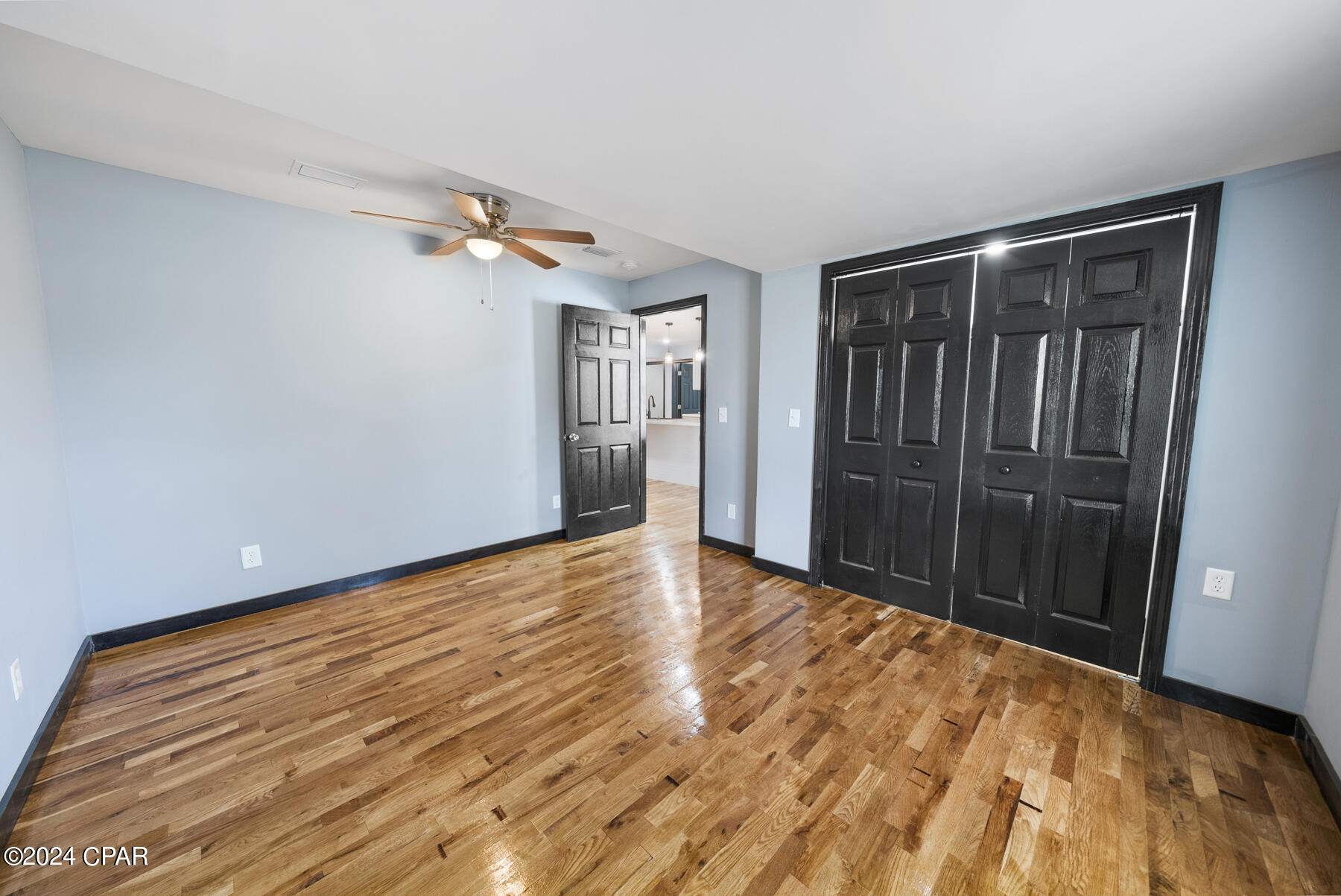 1808 Chestnut Avenue