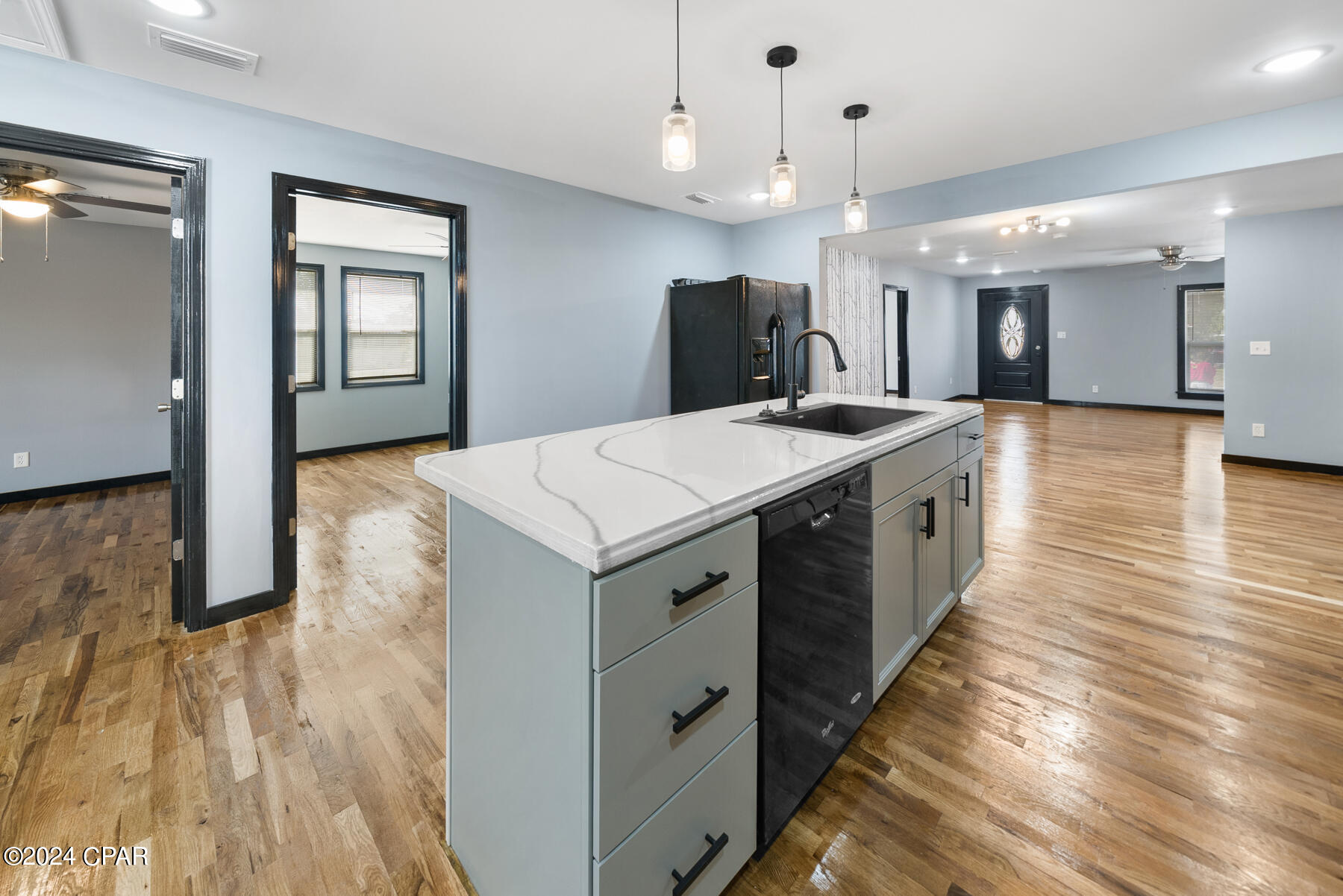 1808 Chestnut Avenue