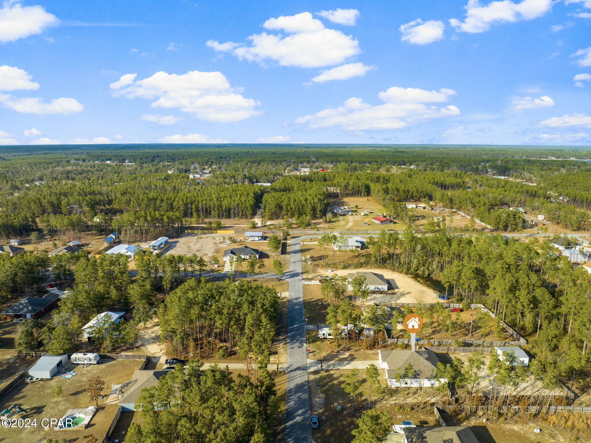 1637 White Western Lake Lane