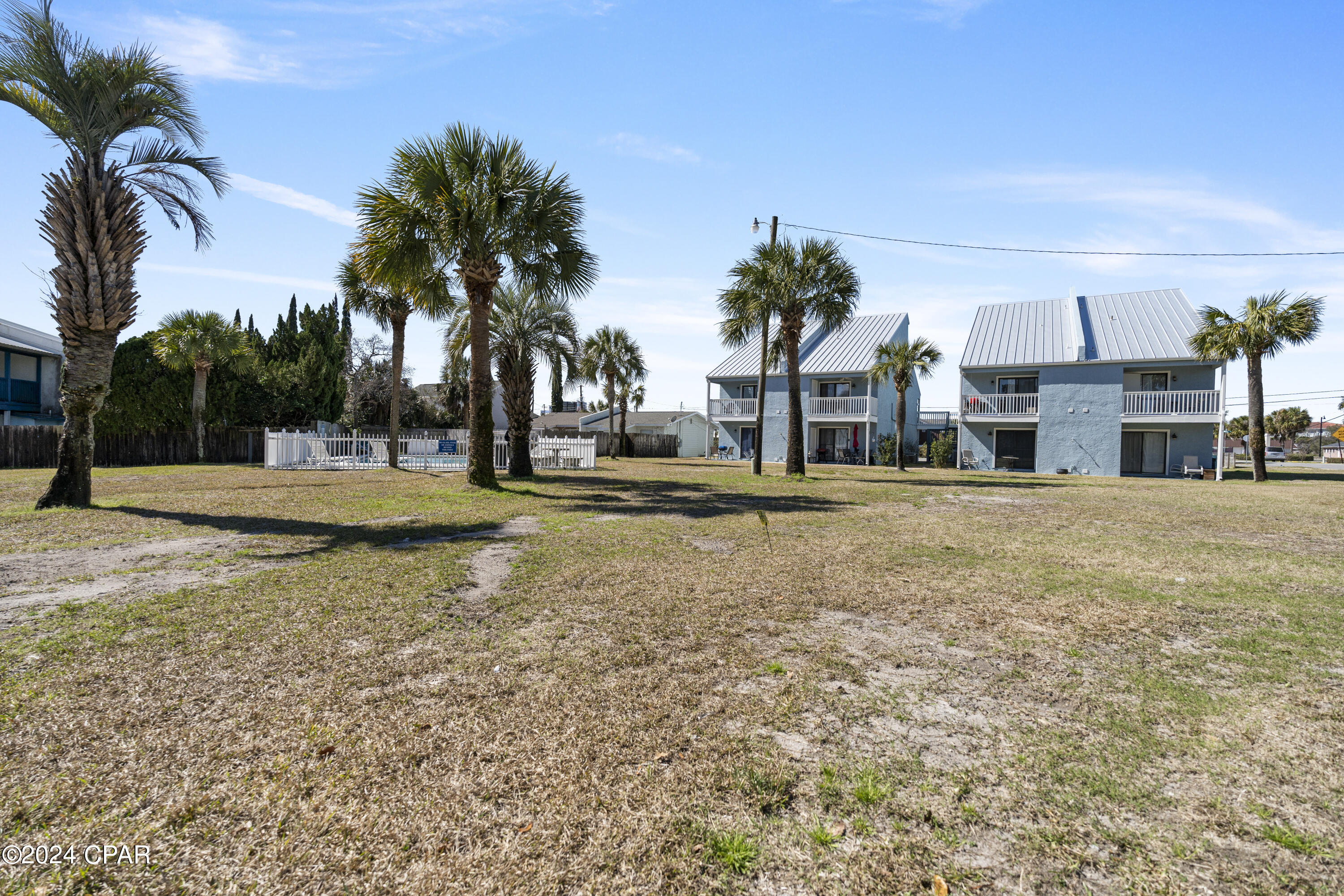 501 Granada Circle 501A