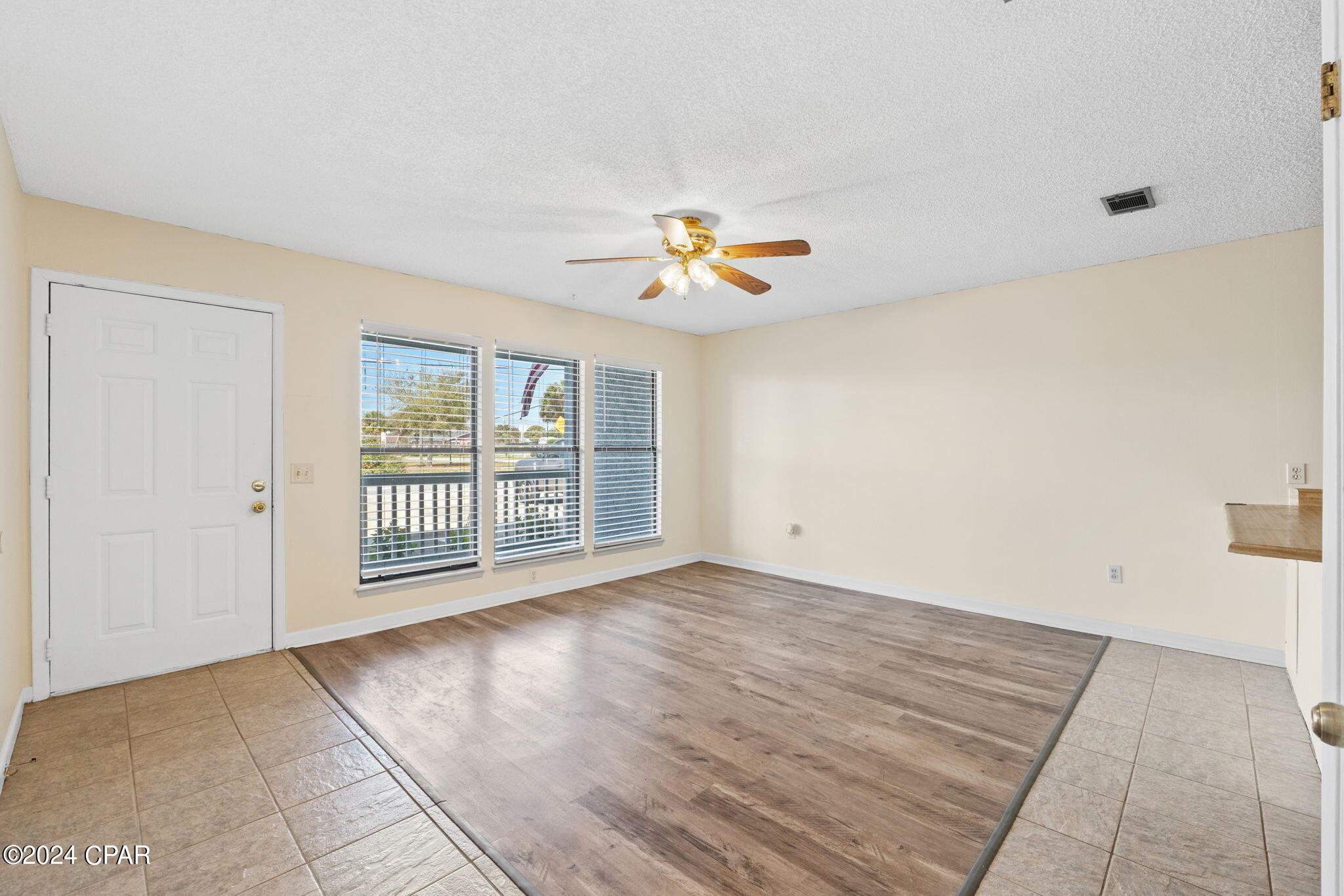 501 Granada Circle 501A