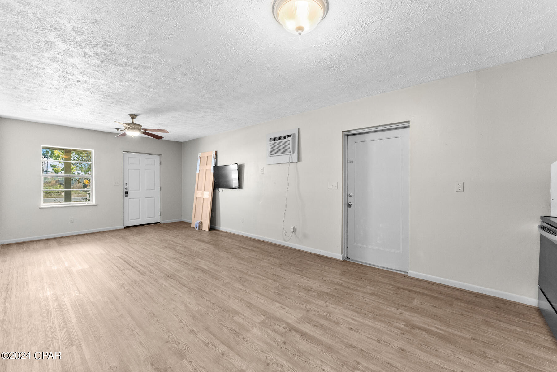 1907 Anne Avenue A&B