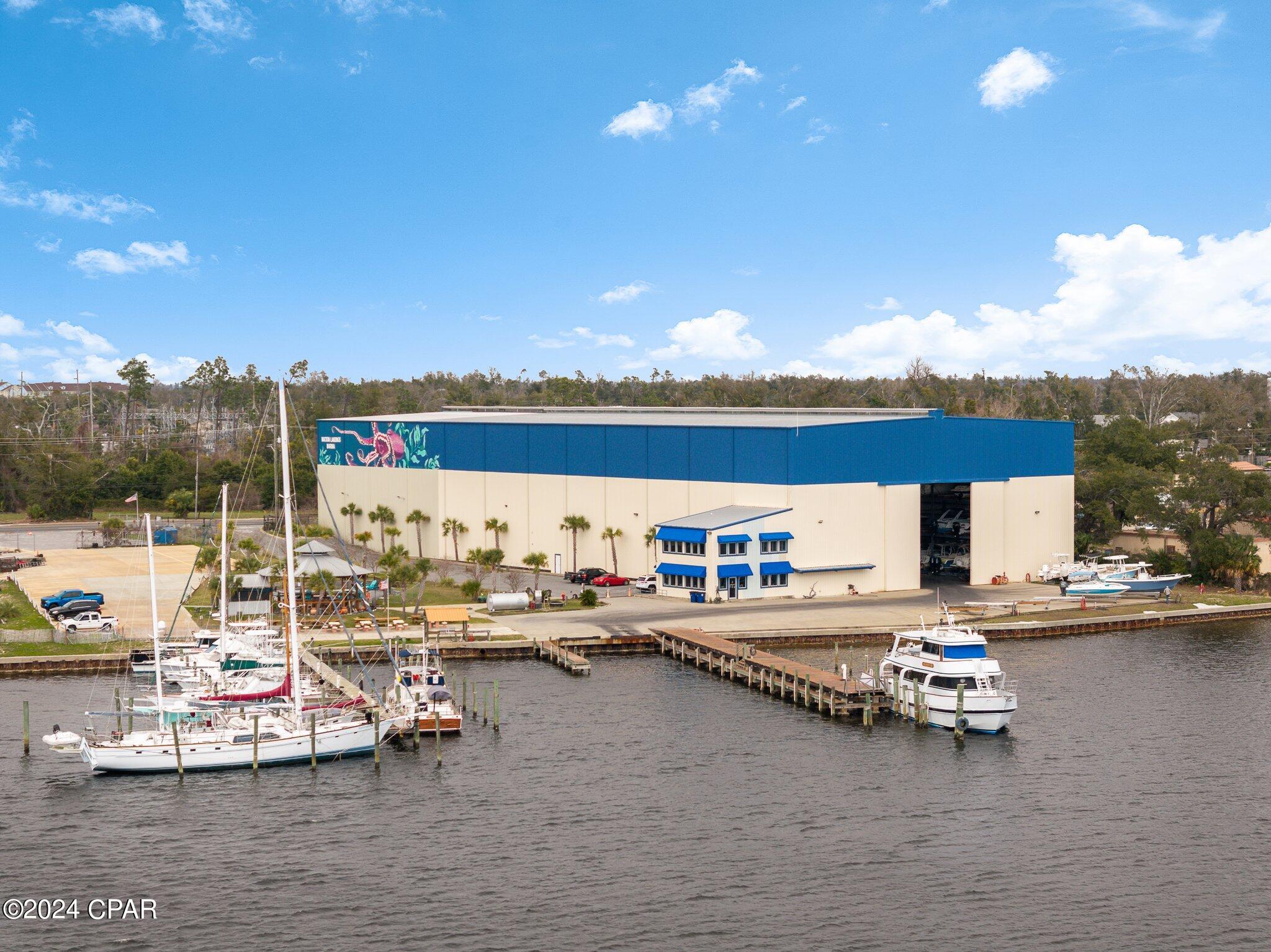 1320 E Hwy Bus 98 306