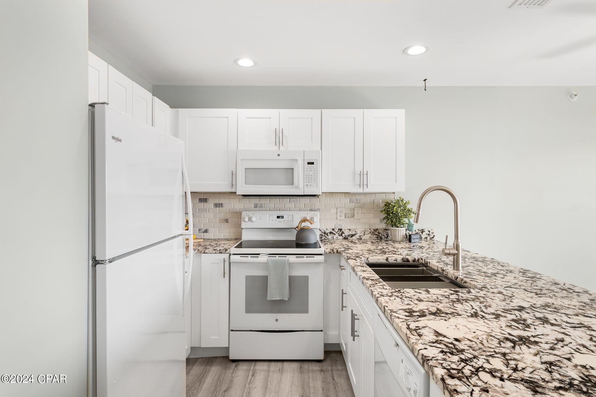 1320 E Hwy Bus 98 306