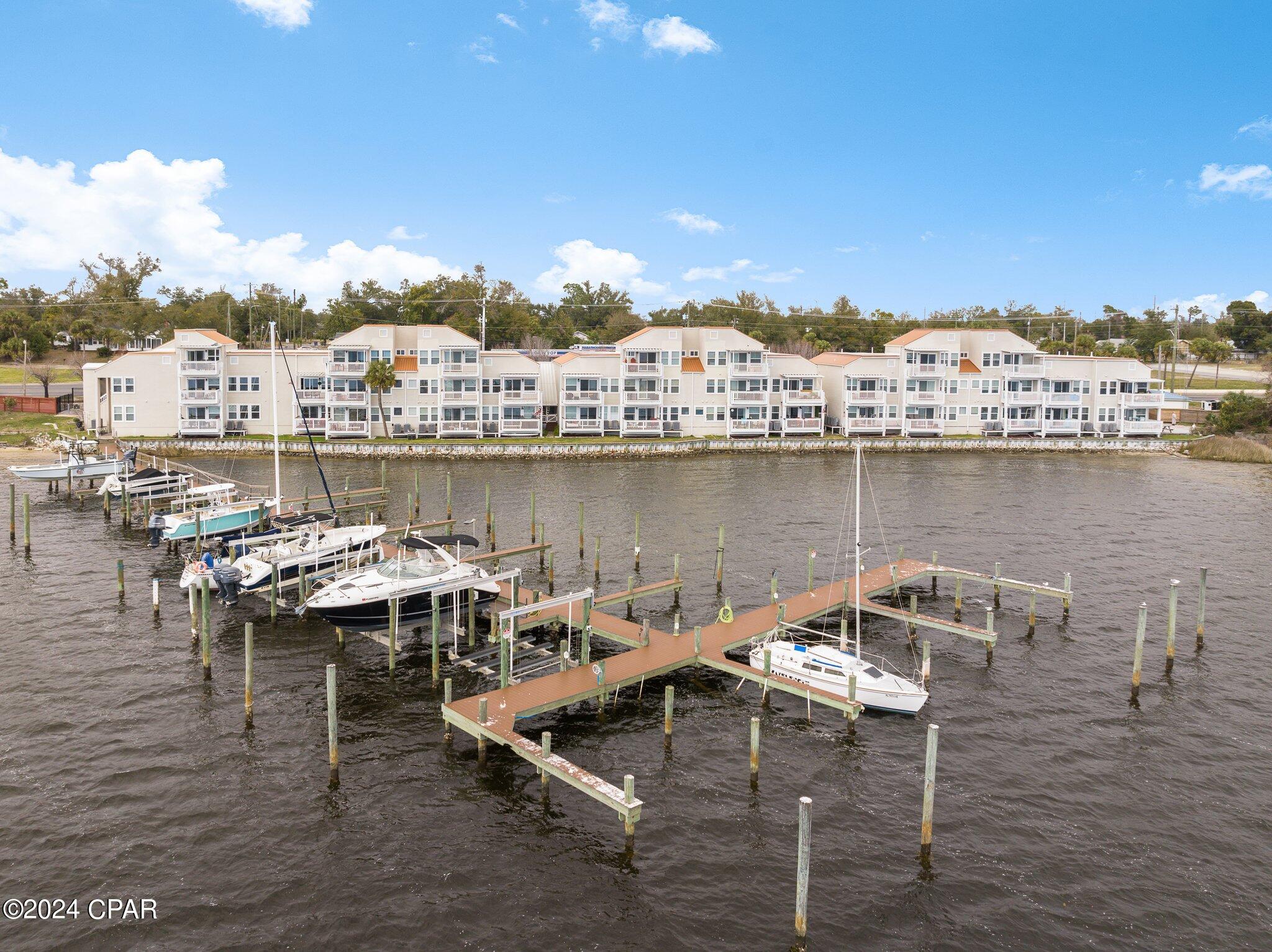 1320 E Hwy Bus 98 306