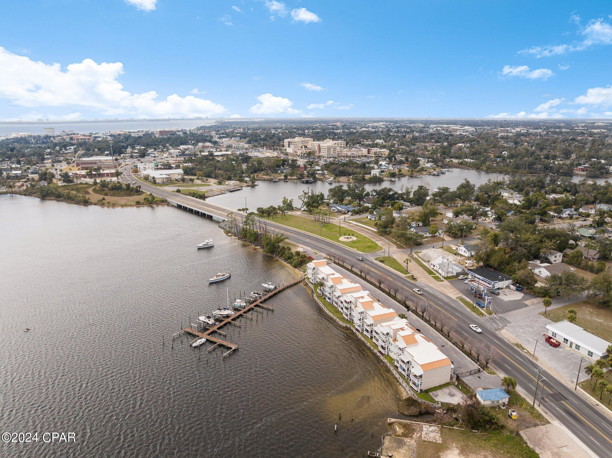 1320 E Hwy Bus 98 306