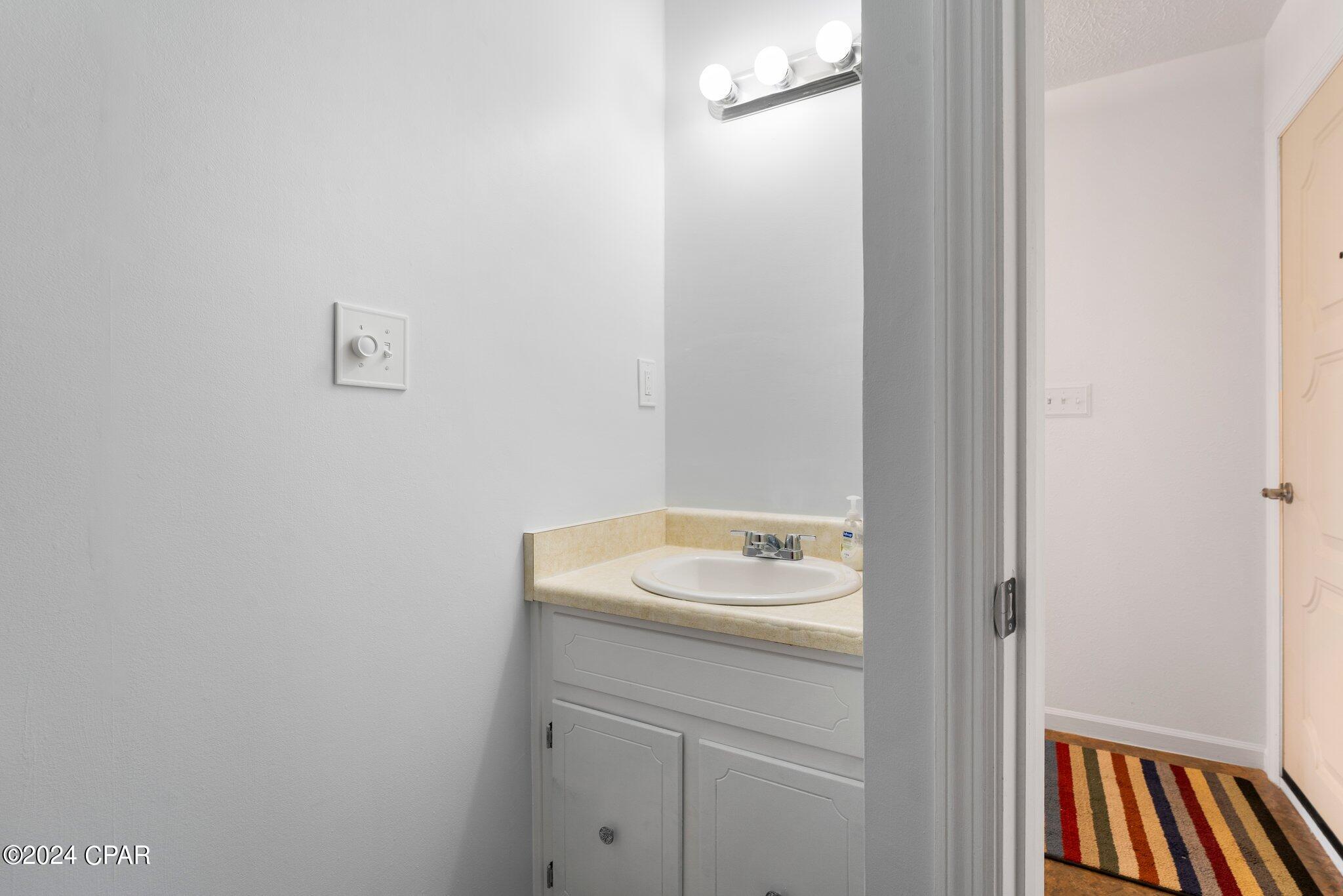 5301 Garden Cove Road