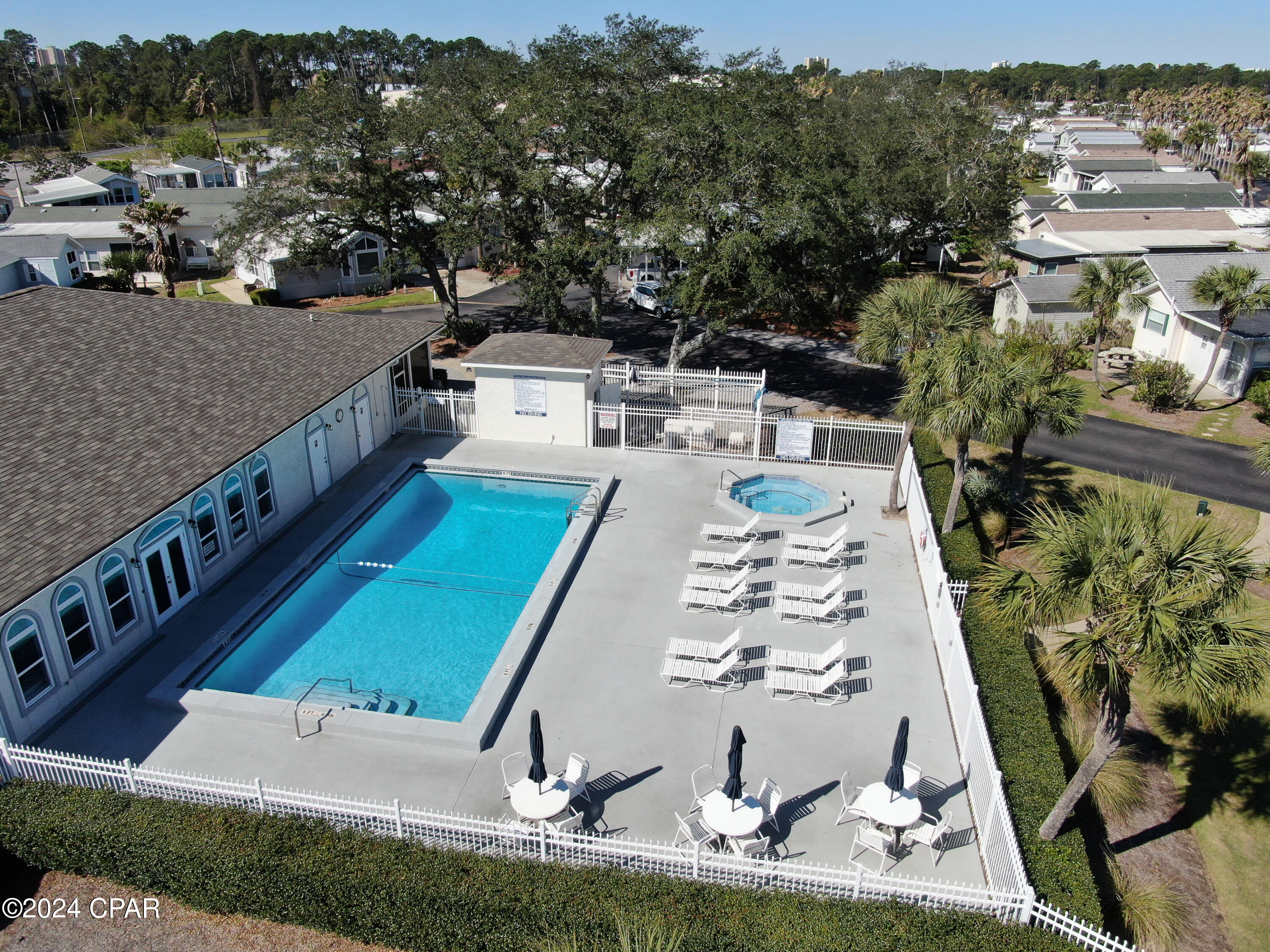 1219 Thomas Drive 203