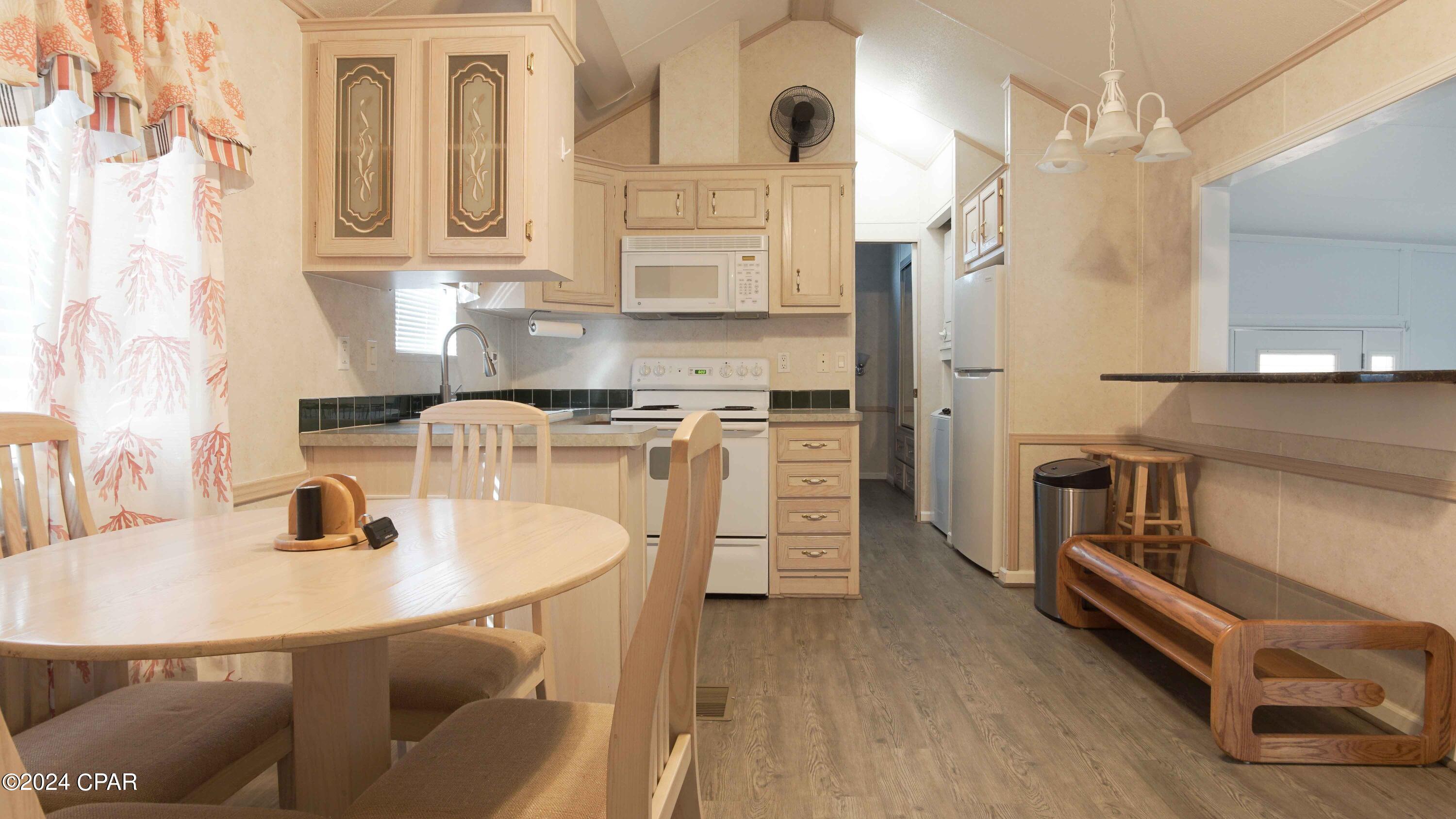 1219 Thomas Drive 203