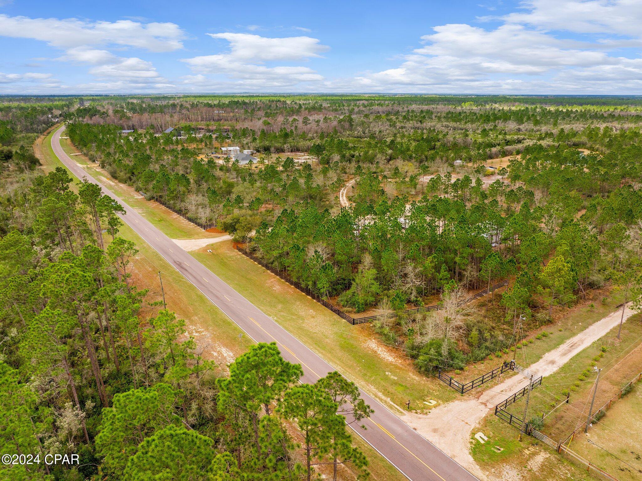 1533 E Highway 388