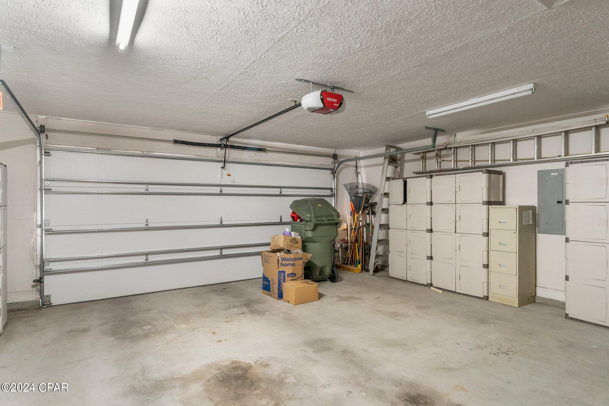 3319 Country Club Drive