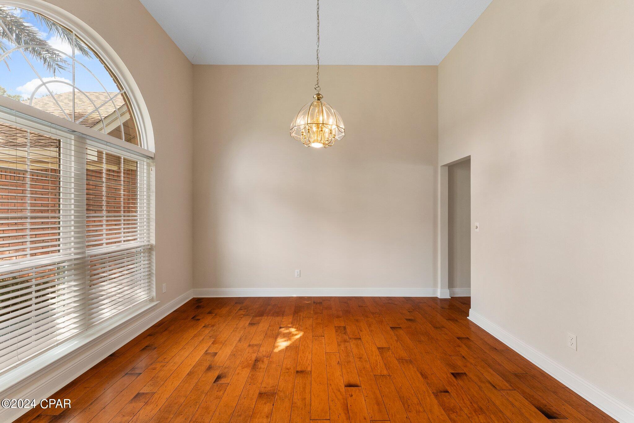 3319 Country Club Drive