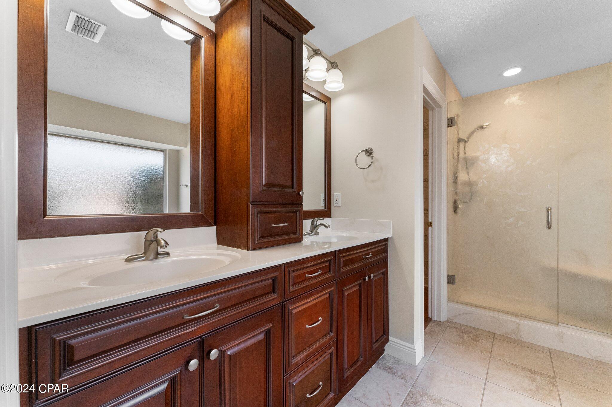 3319 Country Club Drive