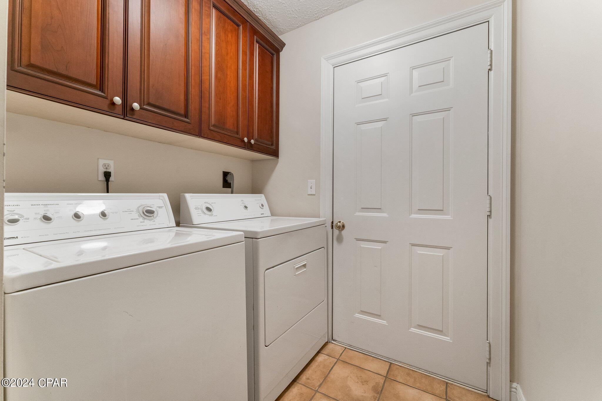 3319 Country Club Drive