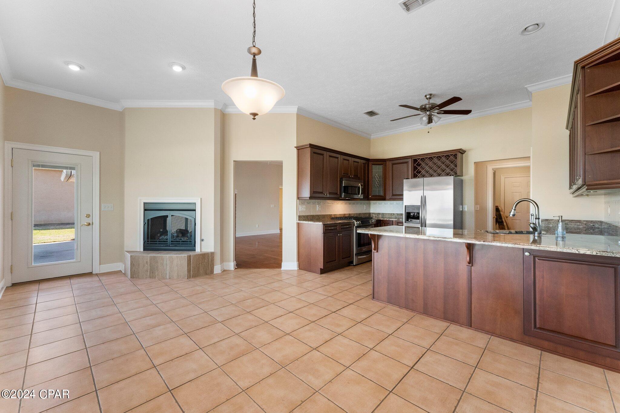 3319 Country Club Drive