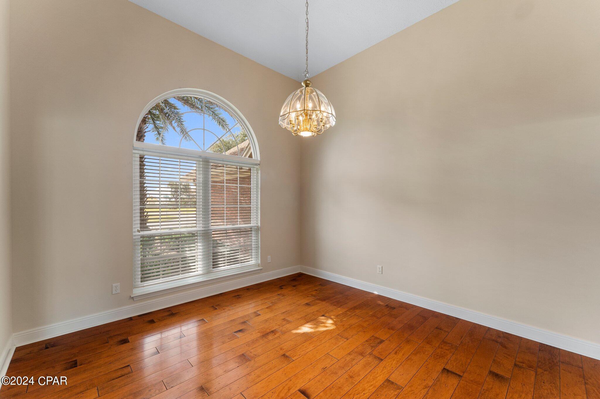 3319 Country Club Drive