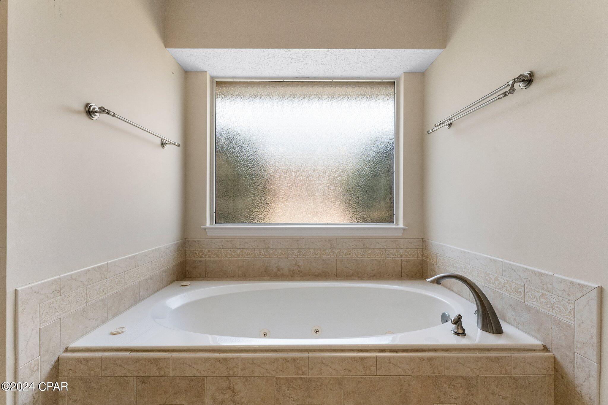 3319 Country Club Drive