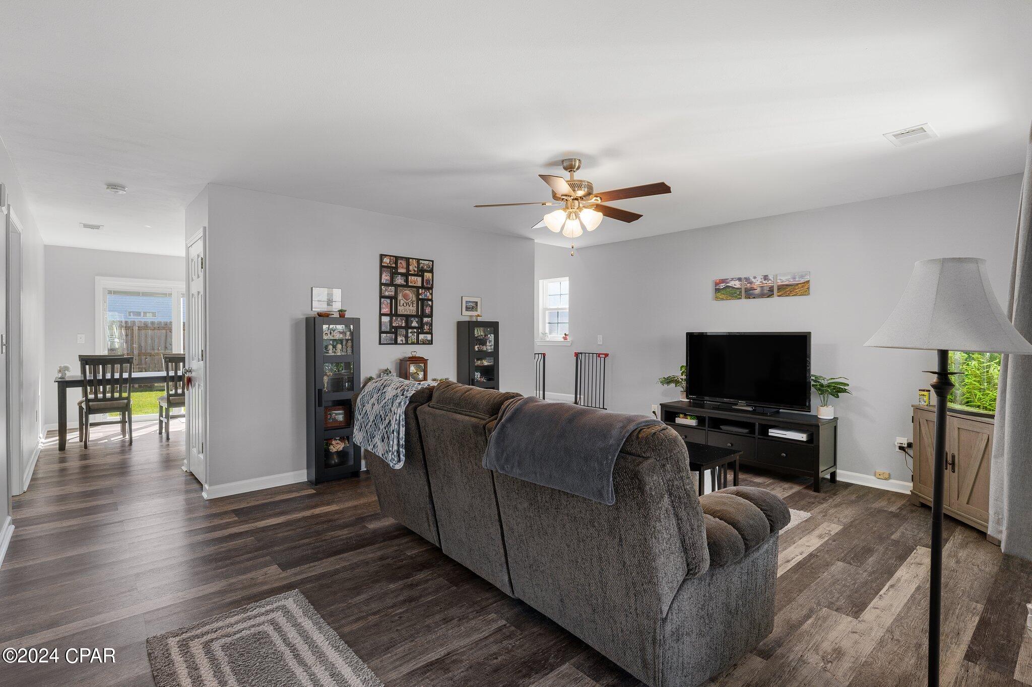 6404 Lake Joanna Circle