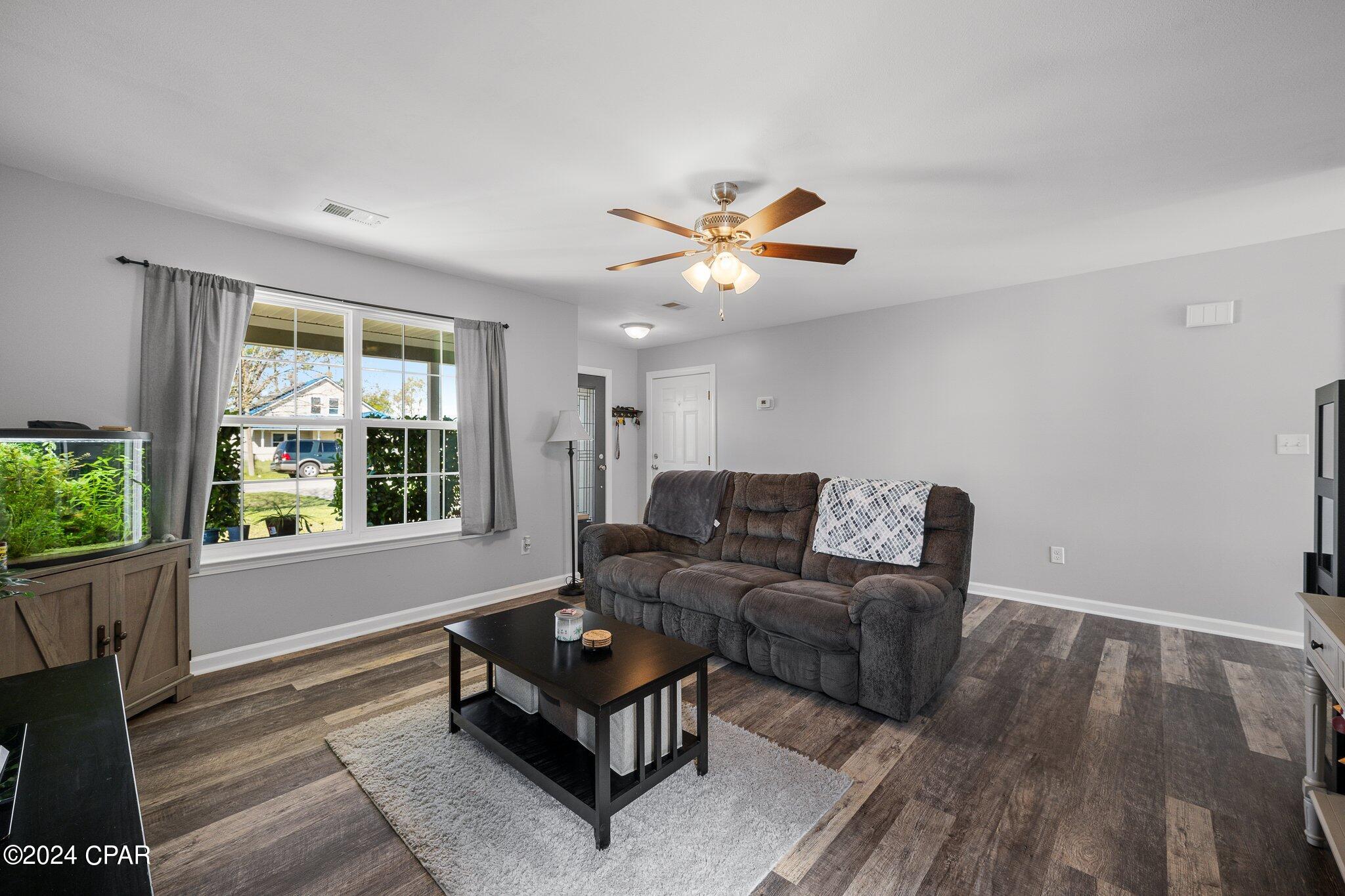 6404 Lake Joanna Circle