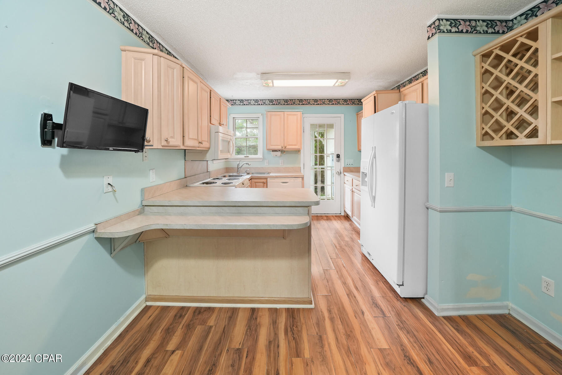 320 Sea Breeze Drive