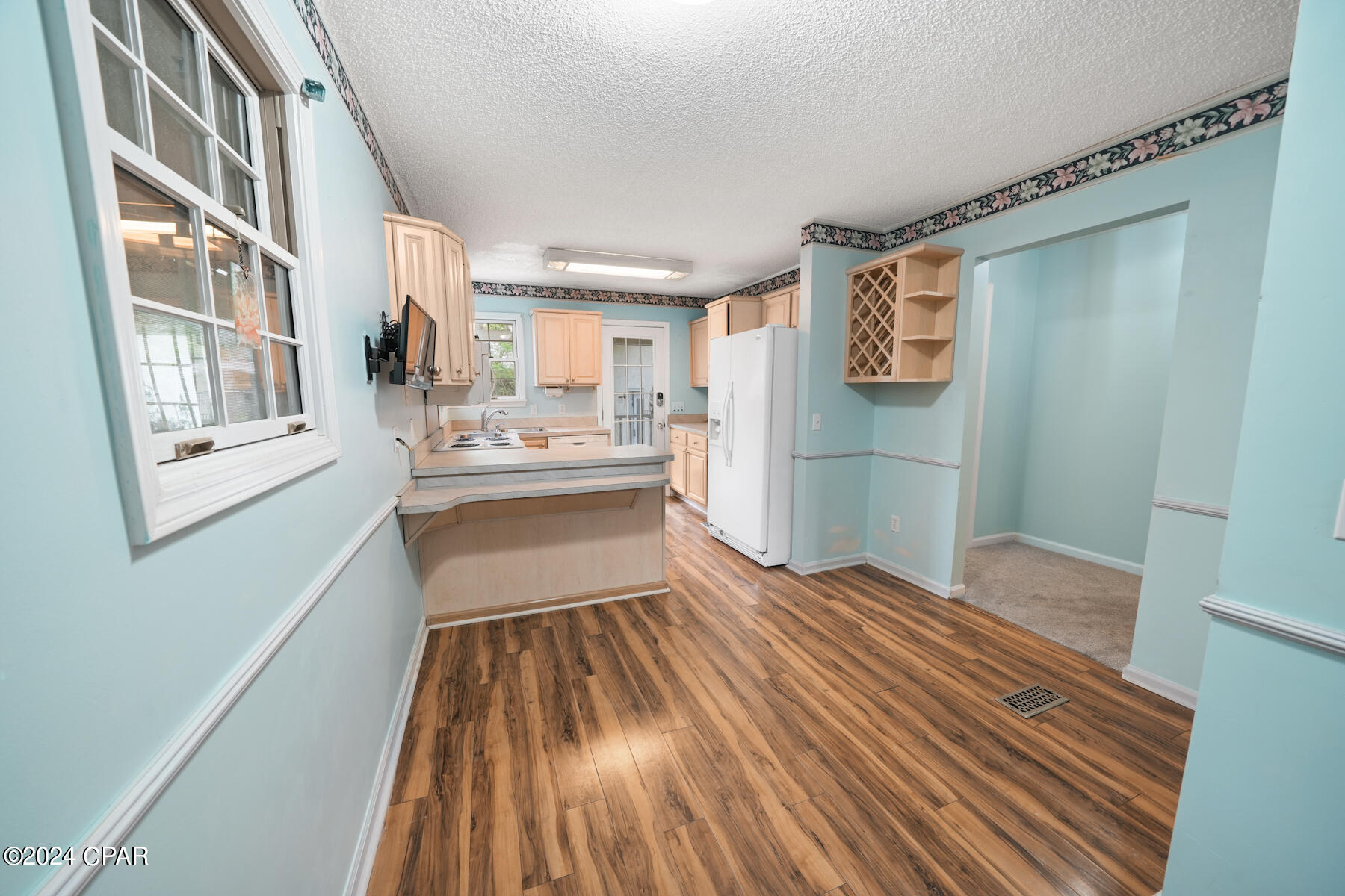 320 Sea Breeze Drive