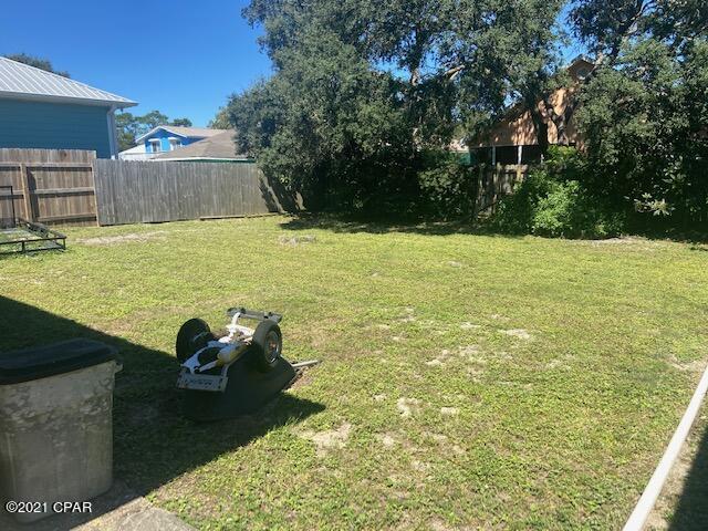 21522 Dolphin Avenue