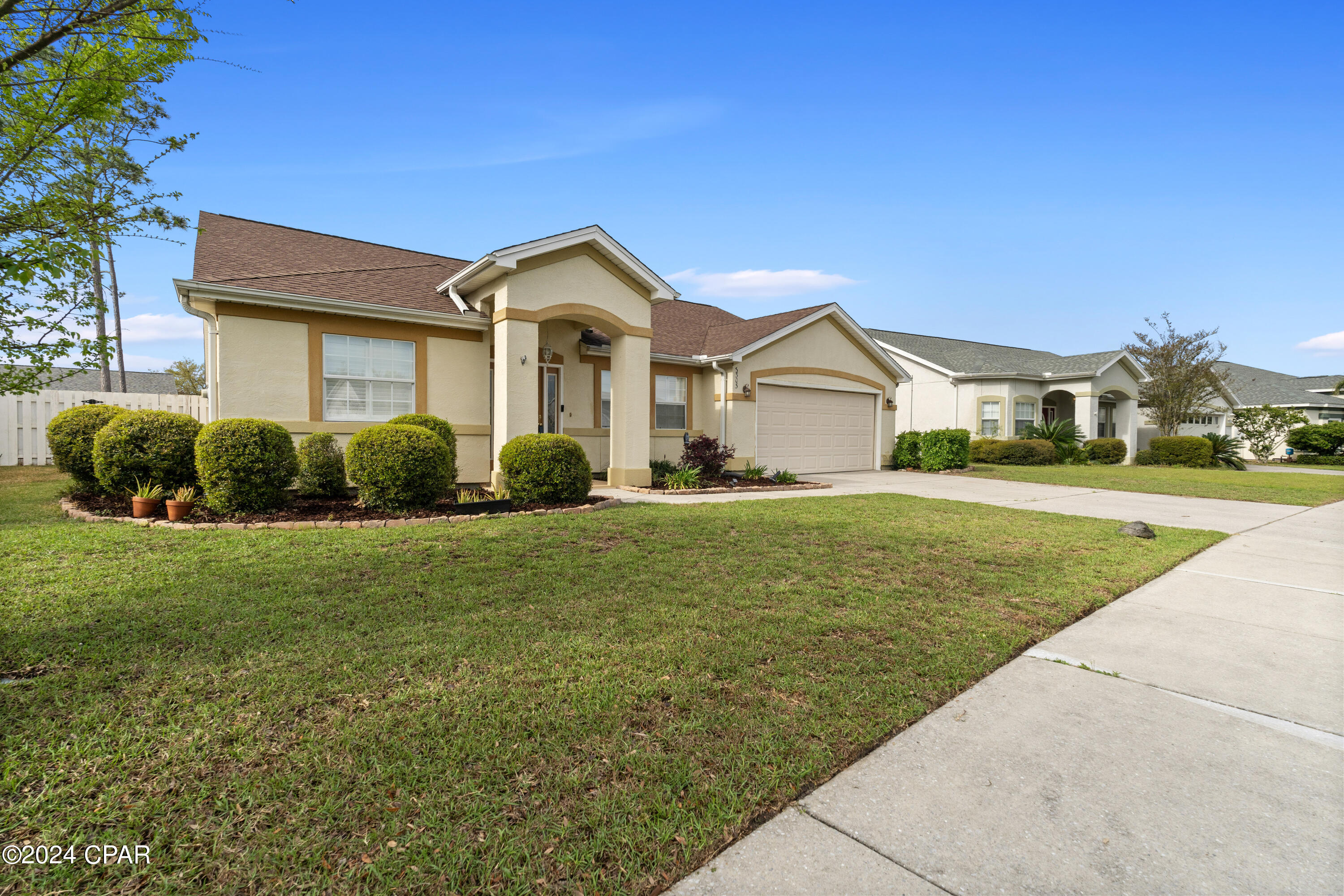 3303 Azalea Circle