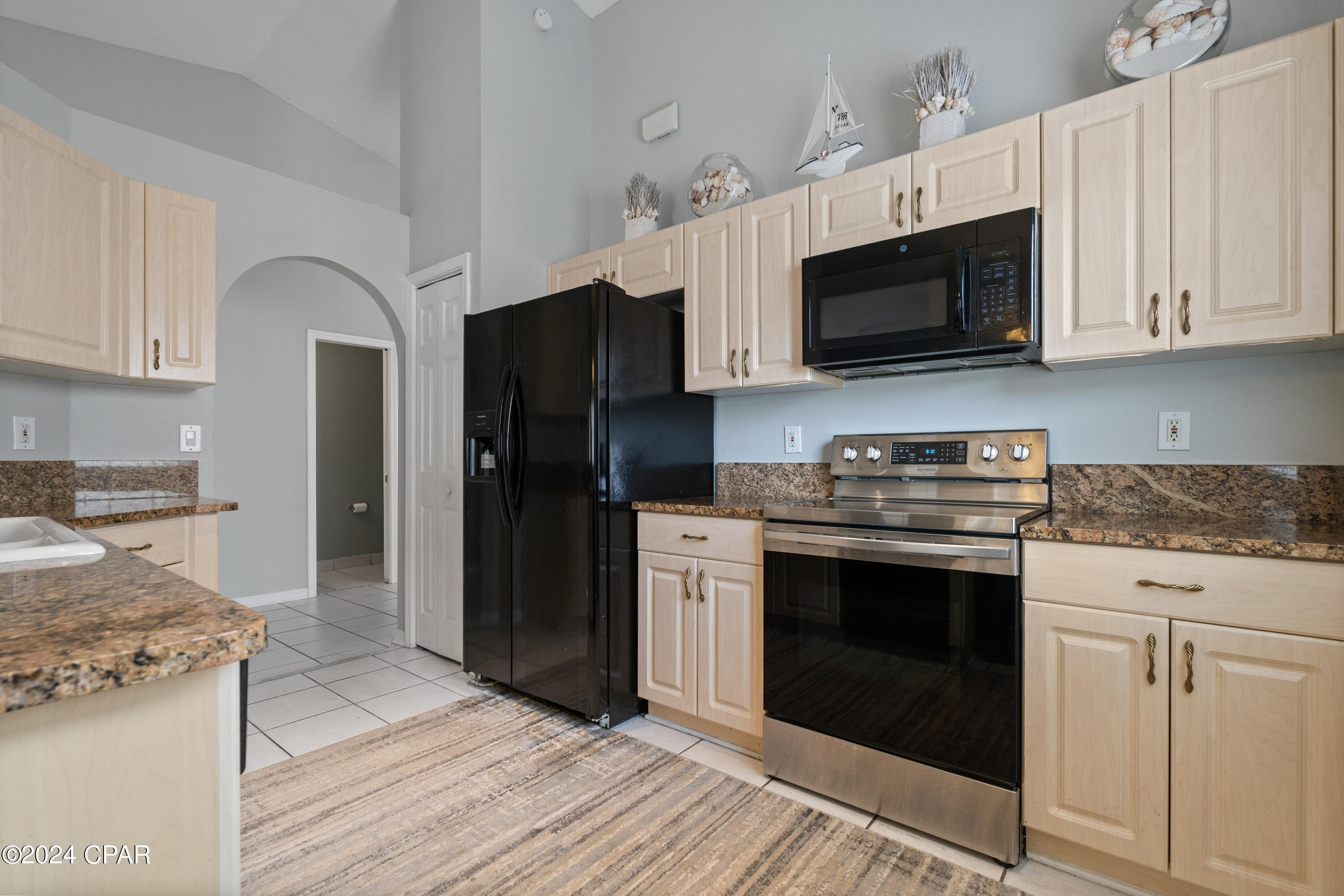 3303 Azalea Circle