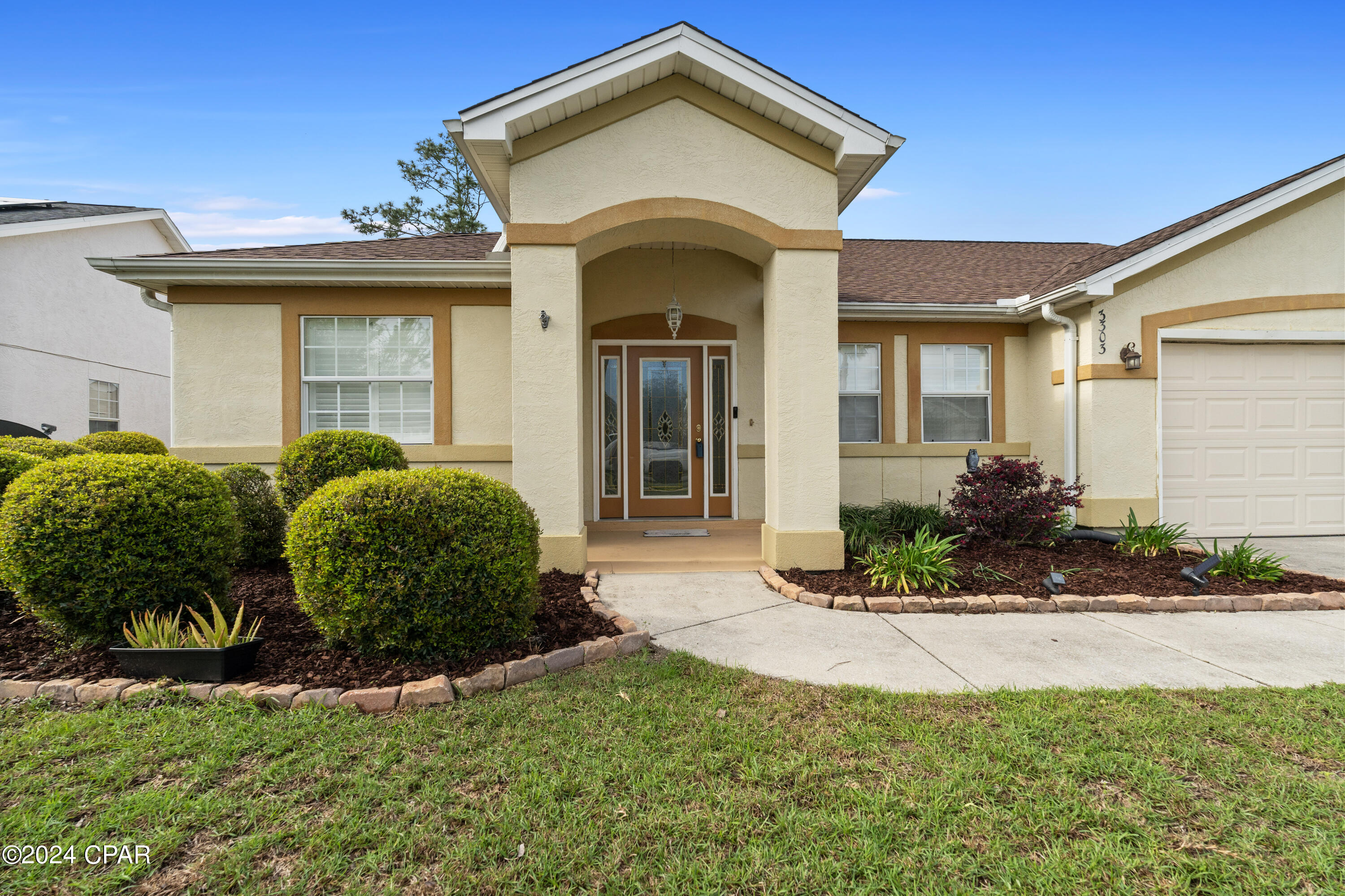 3303 Azalea Circle