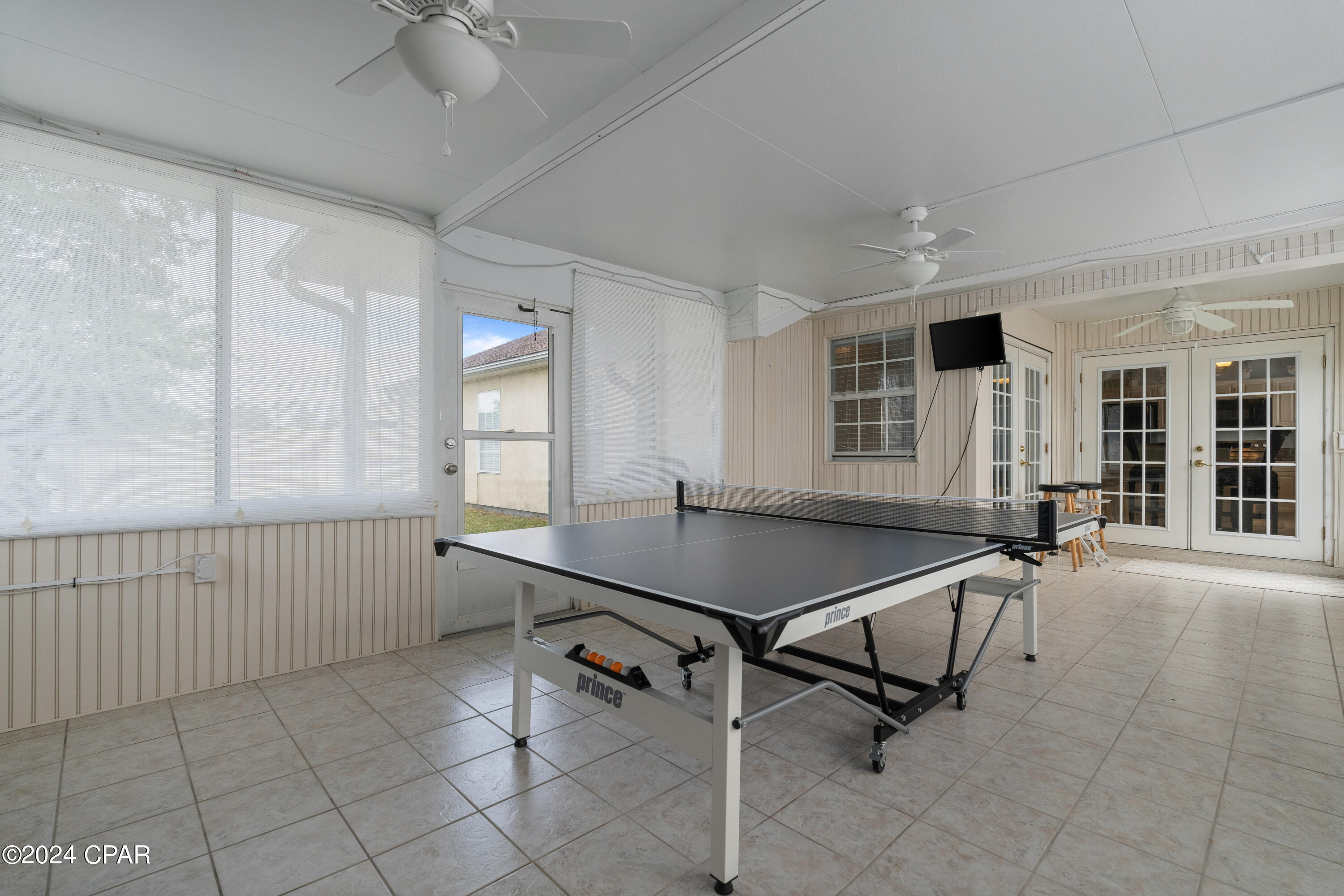 3303 Azalea Circle