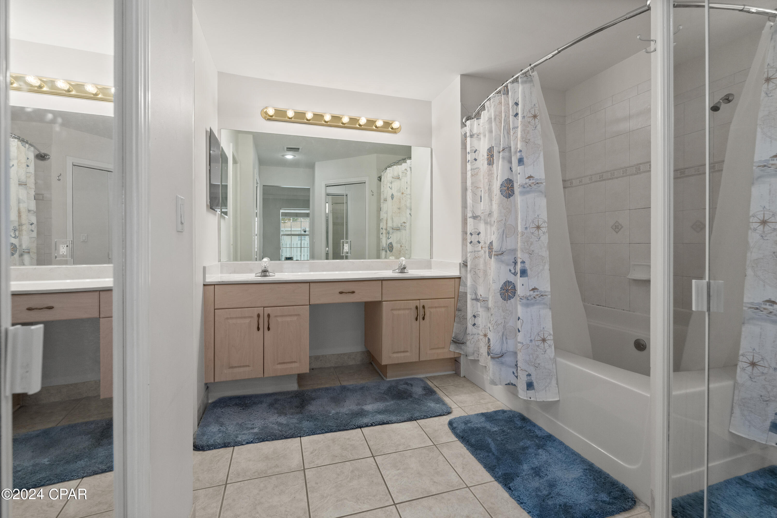 3303 Azalea Circle