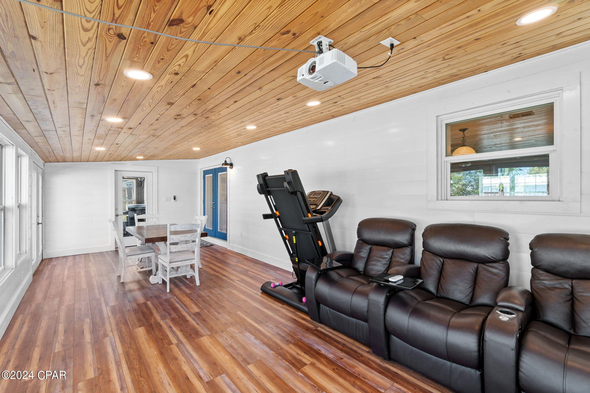 1131 Ethlyn Road