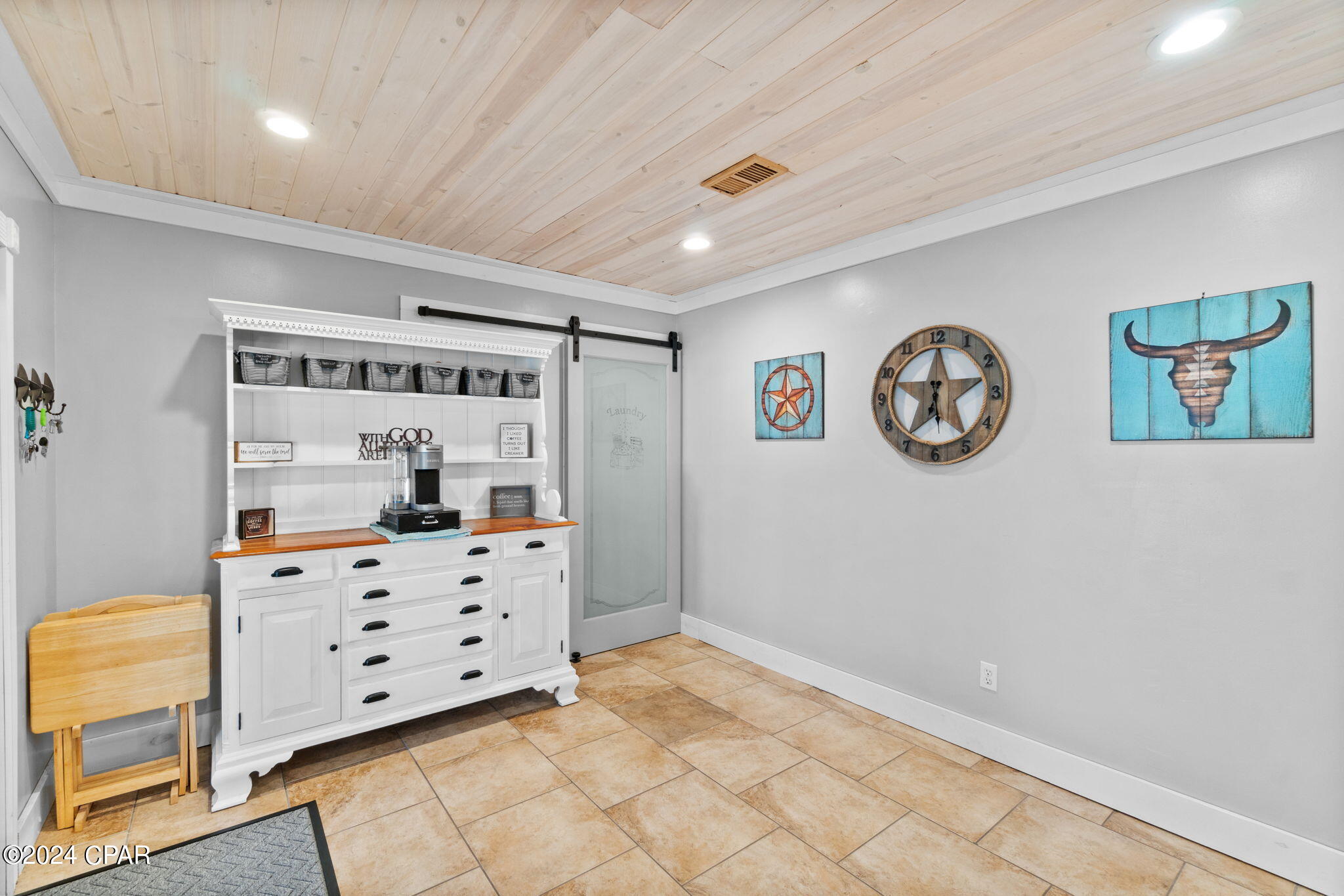 1131 Ethlyn Road