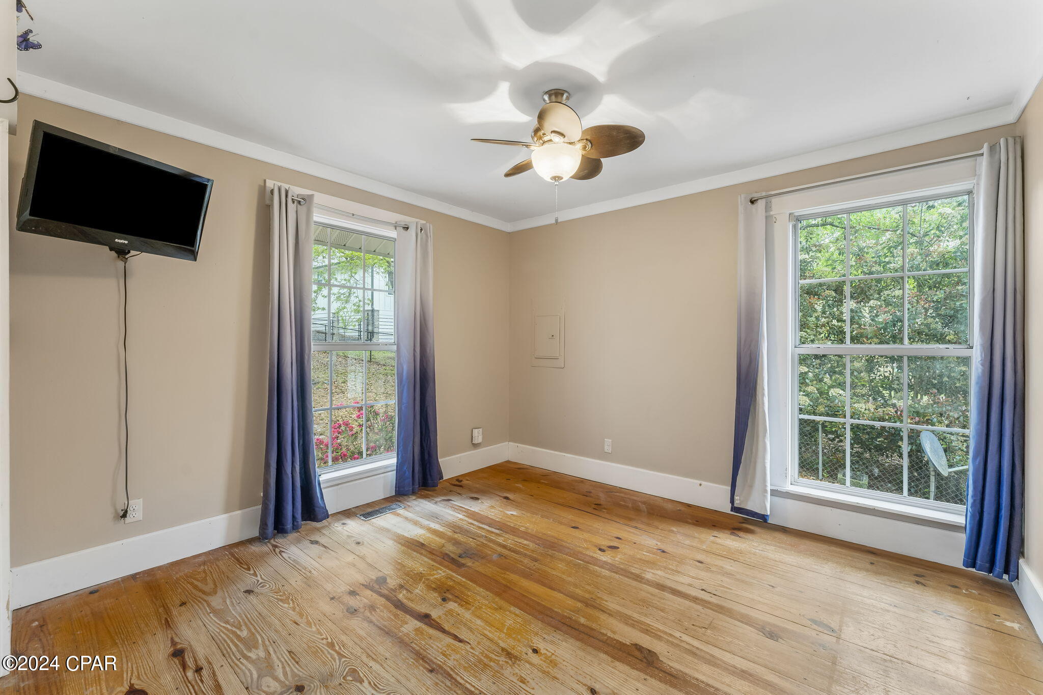 4537 Leisure Lakes Drive