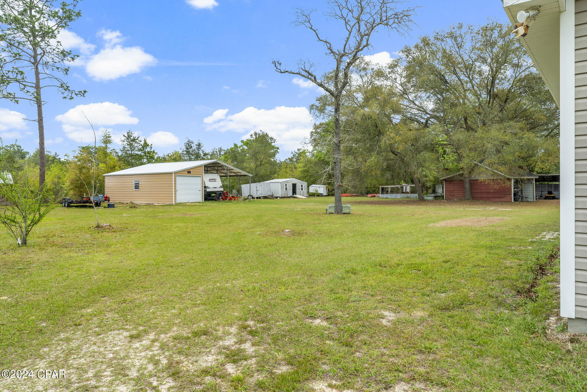 13633 Fiddlers Green Road