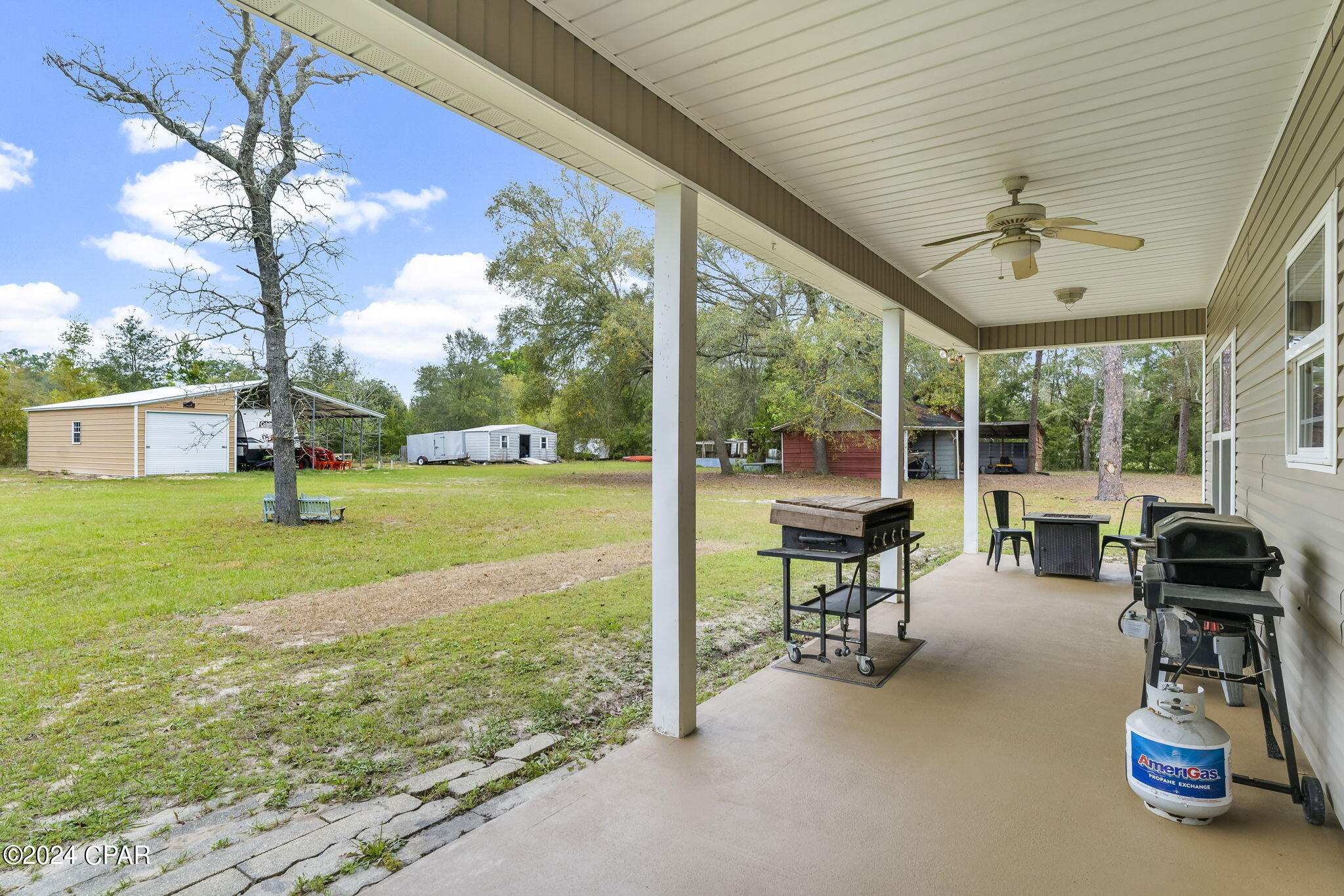 13633 Fiddlers Green Road