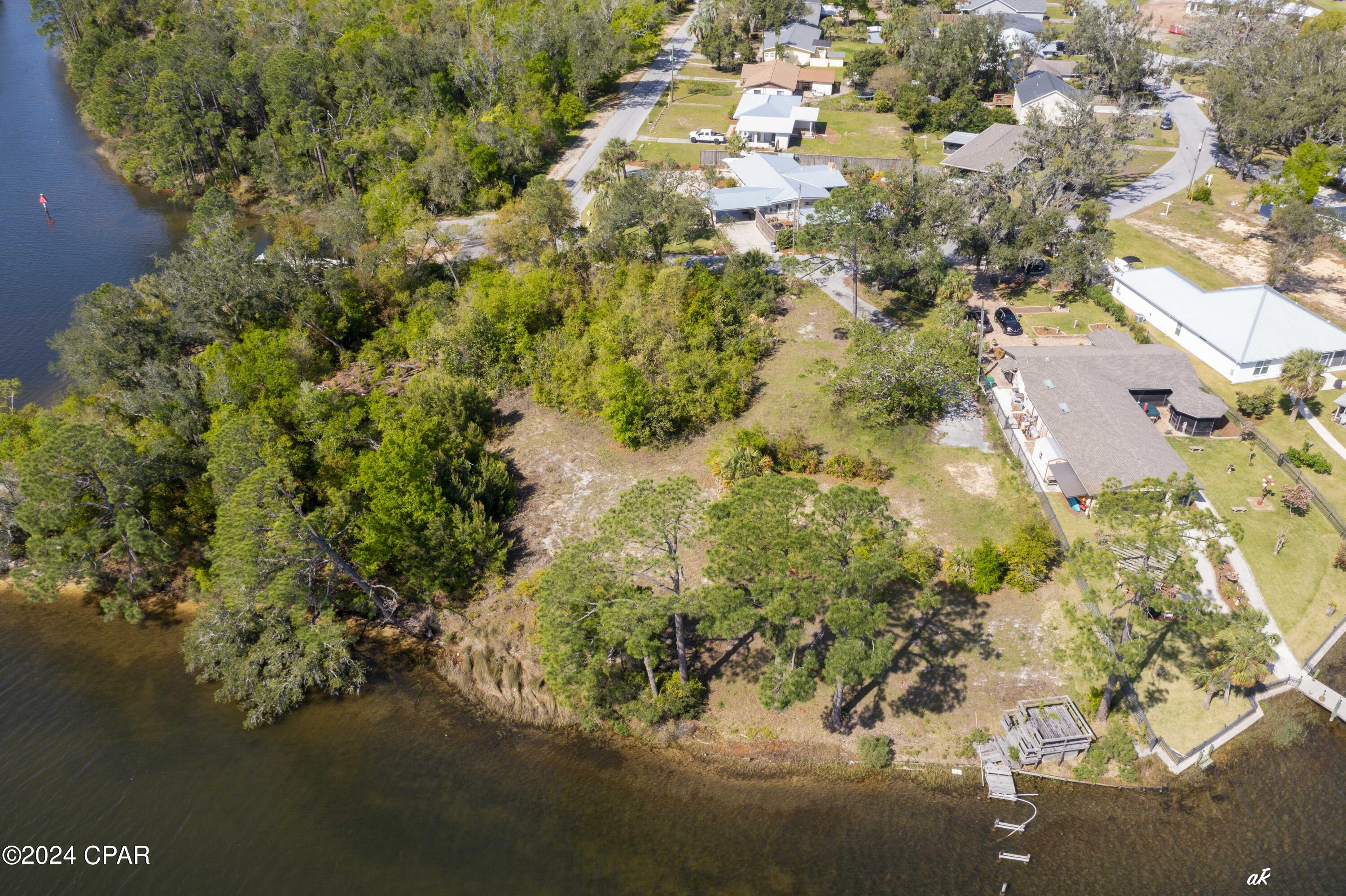 3719 Shoreline Circle