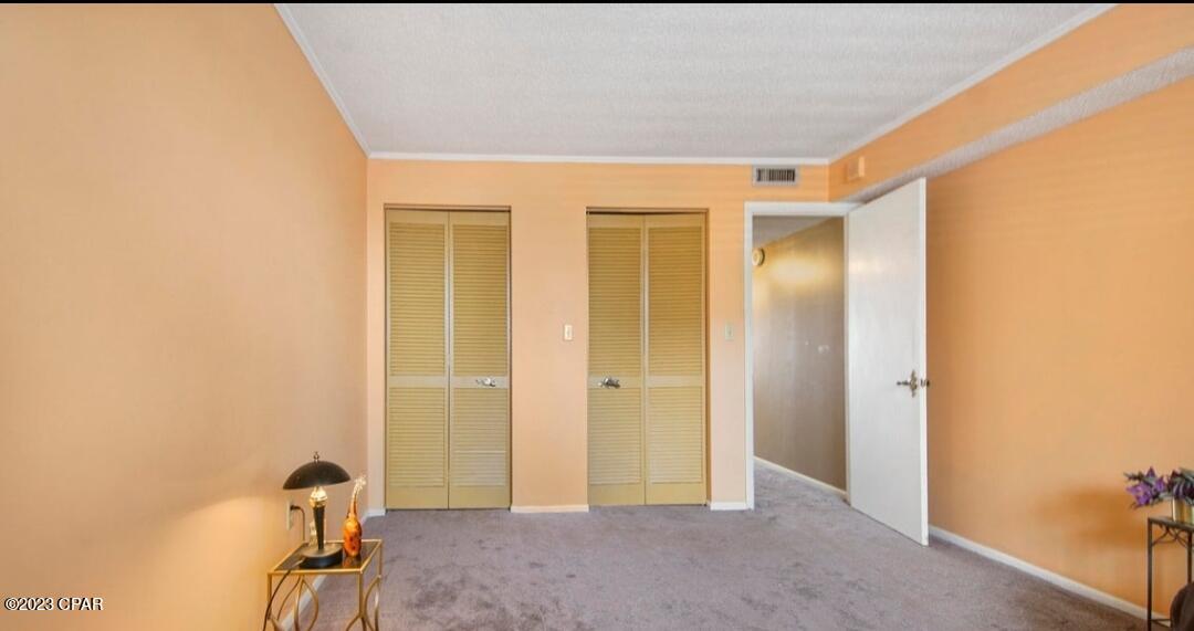 5801 Thomas 801 Drive 801