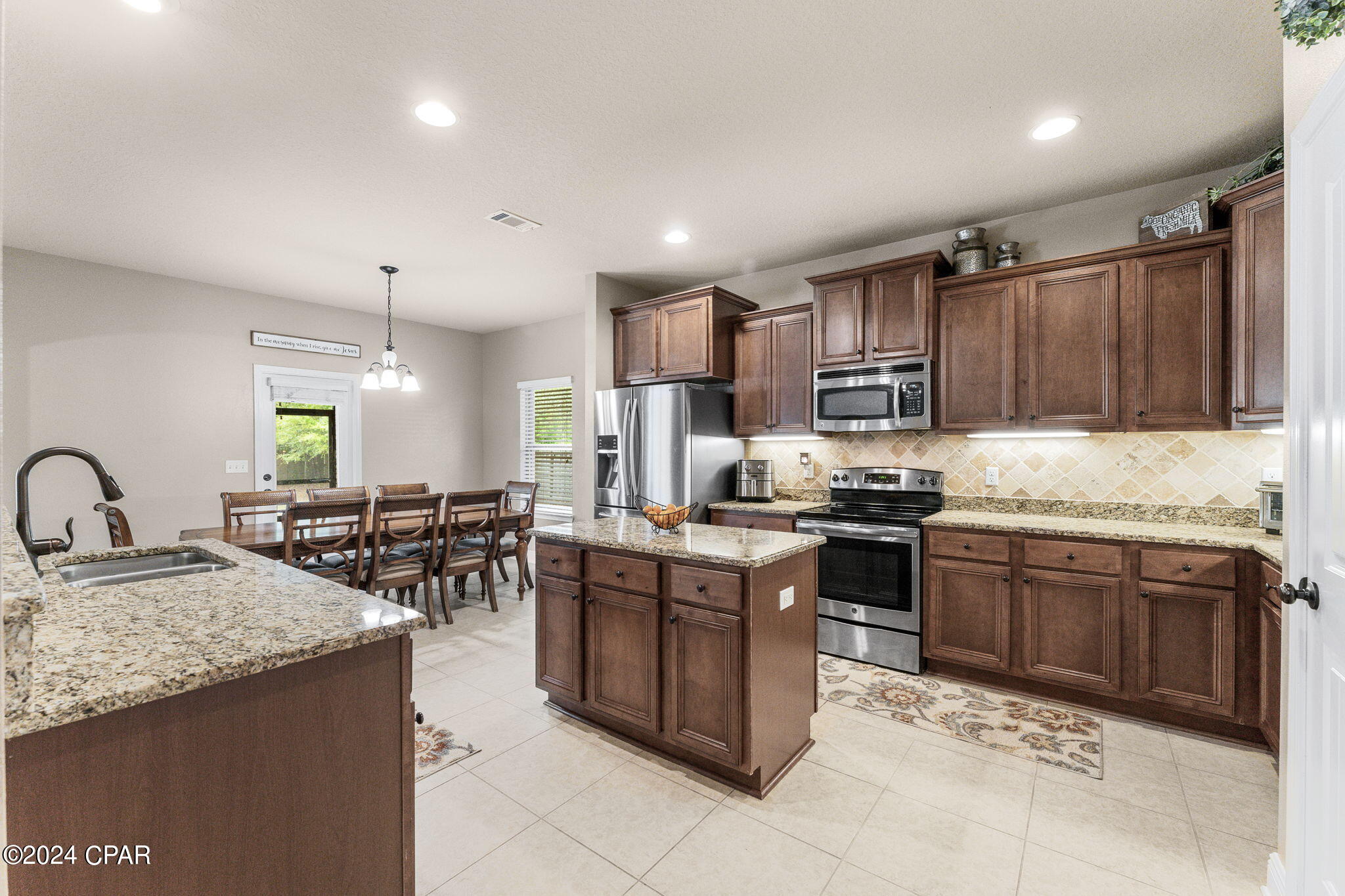 126 Lake Merial Boulevard