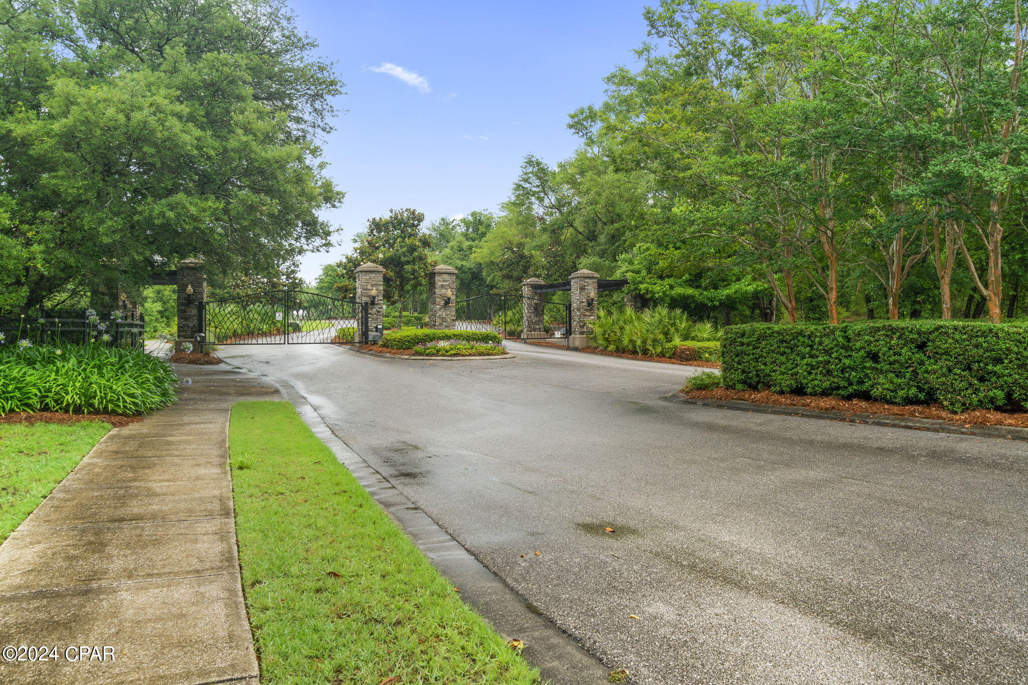 126 Lake Merial Boulevard