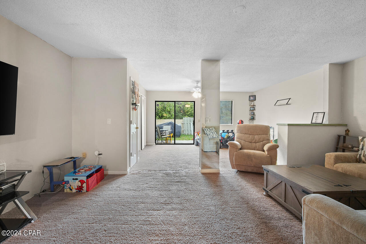 1025 W 19th Street 2B