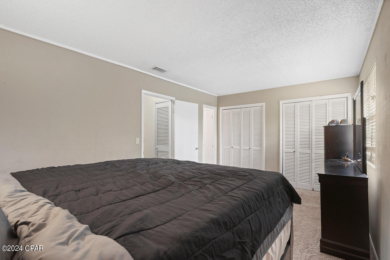 1025 W 19th Street 2B