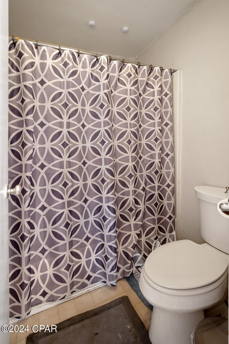 1025 W 19th Street 2B