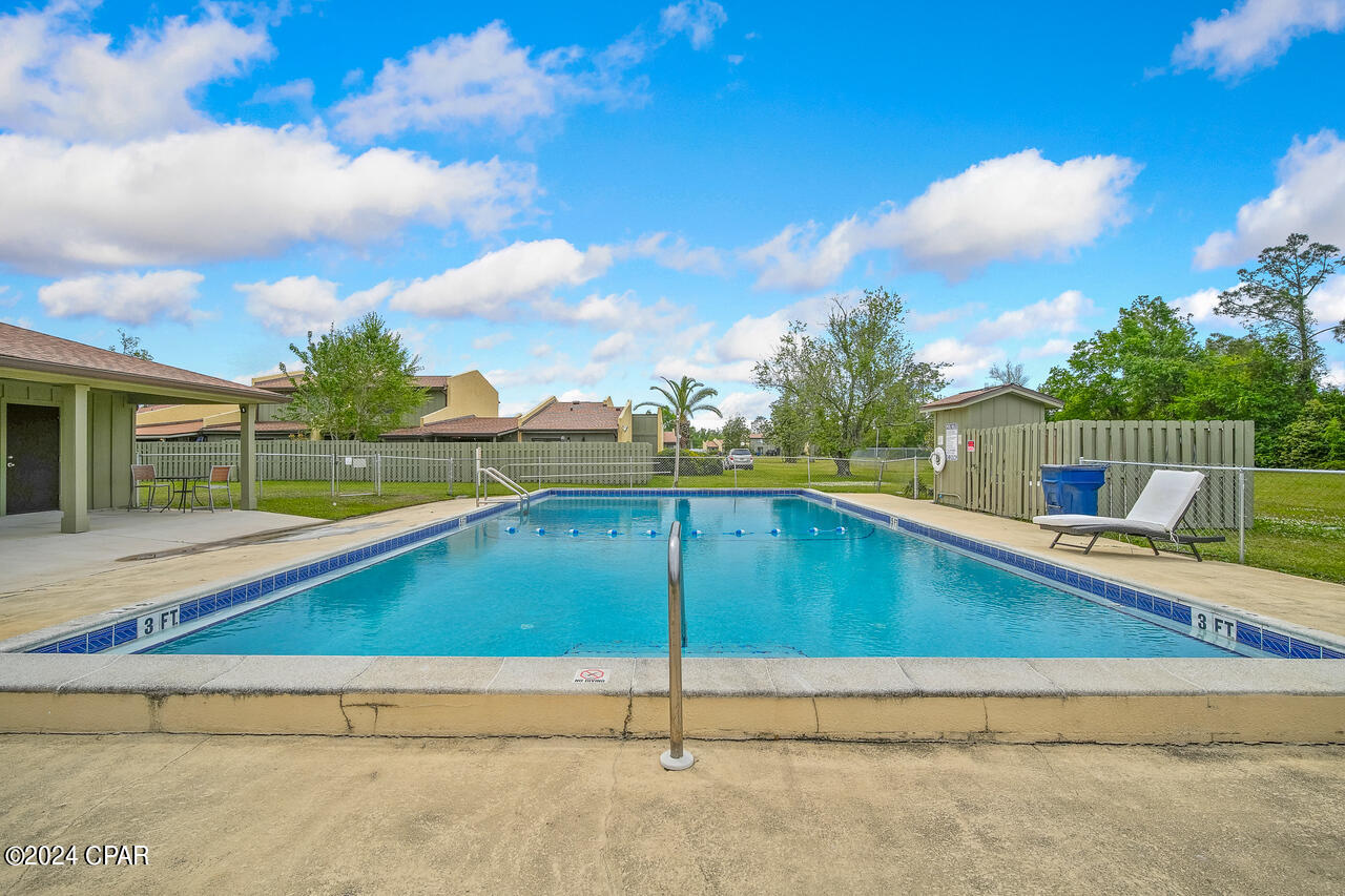 1025 W 19th Street 2B