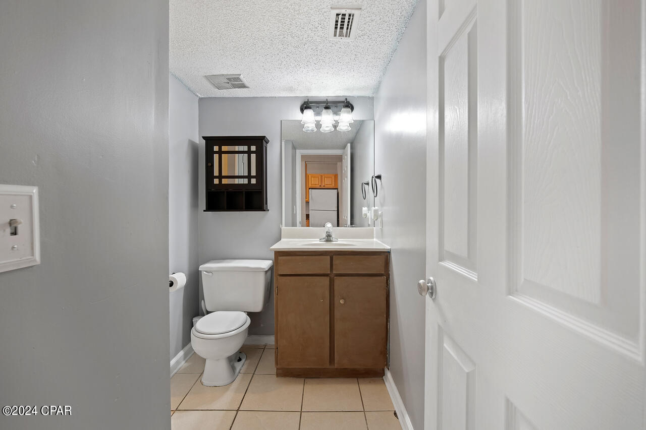 1025 W 19th Street 2B