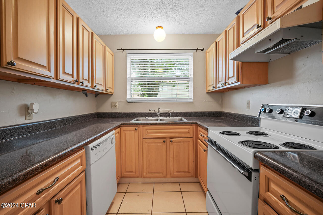 1025 W 19th Street 2B