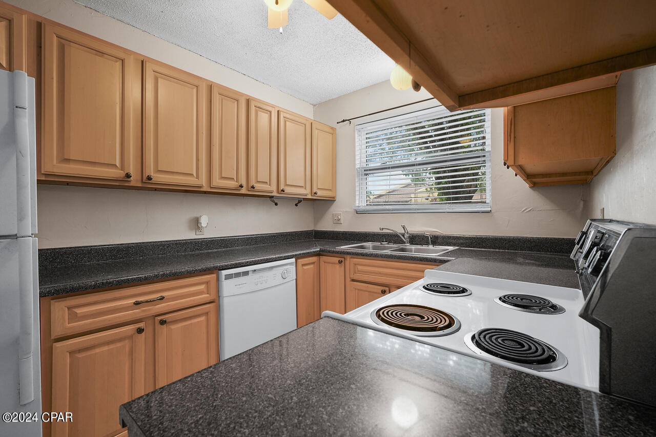 1025 W 19th Street 2B